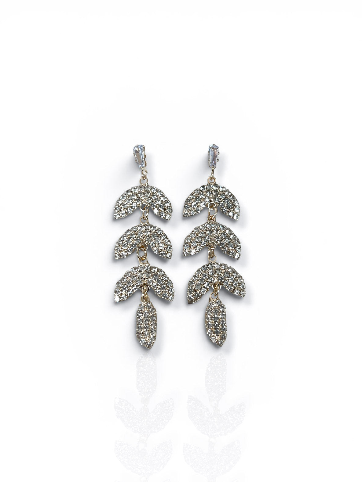 Pendientes hojas brillantes plateados