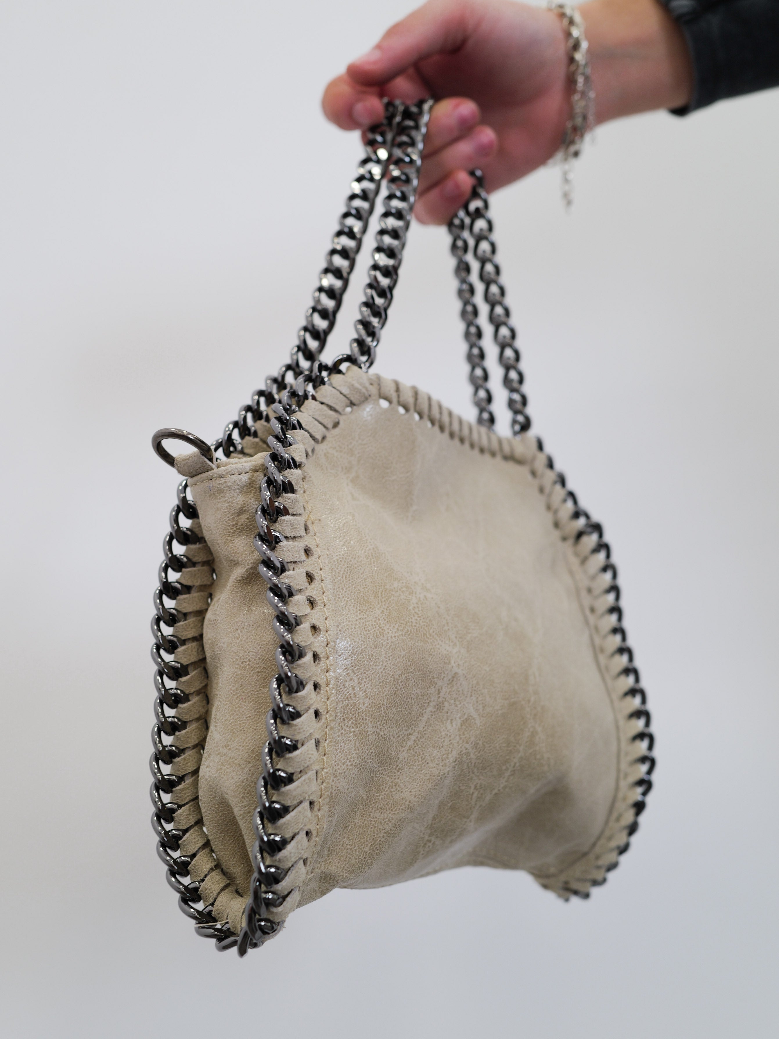 Bolso pocket bag brillo crema