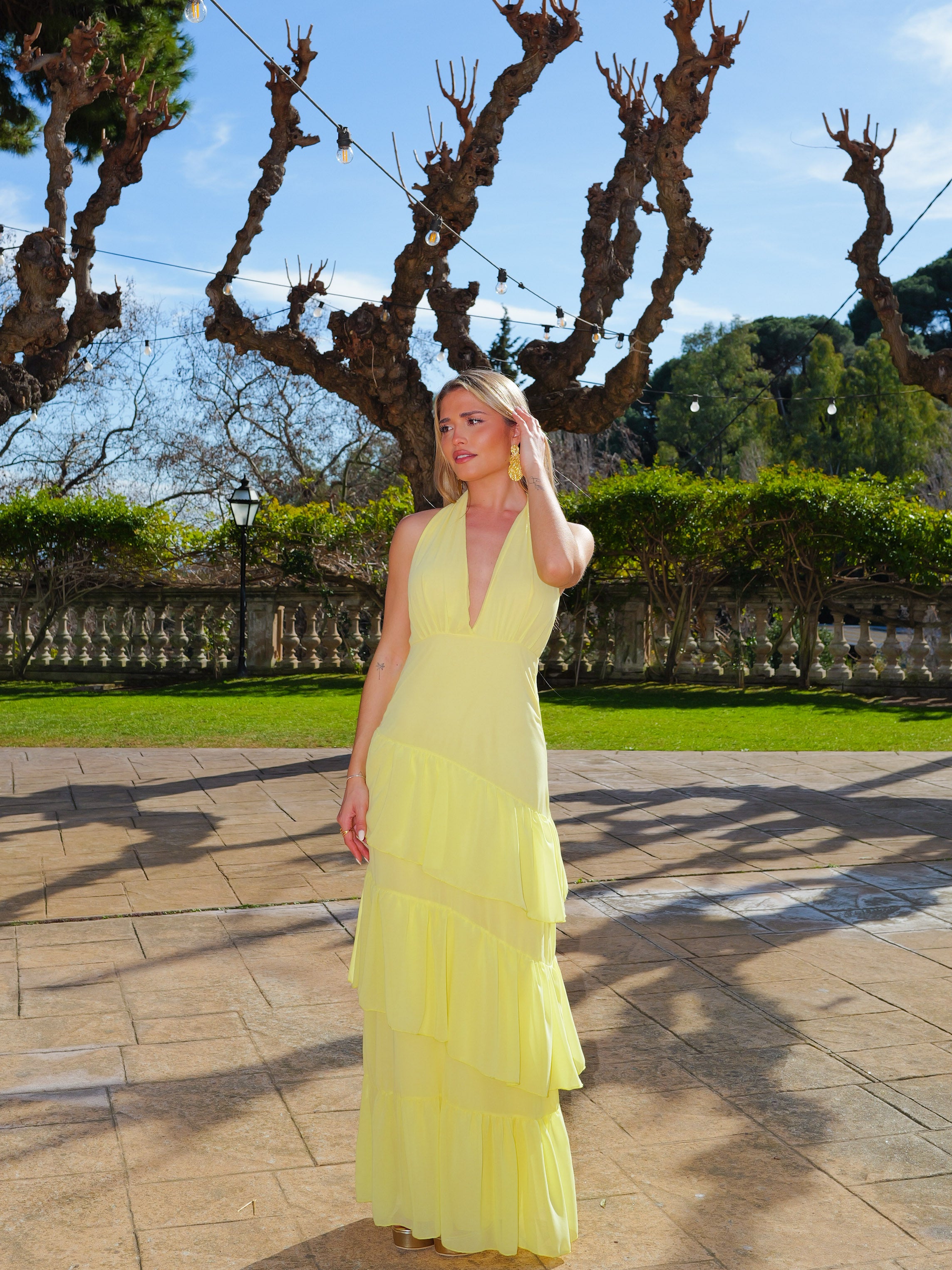 Vestido pico volantes amarillo