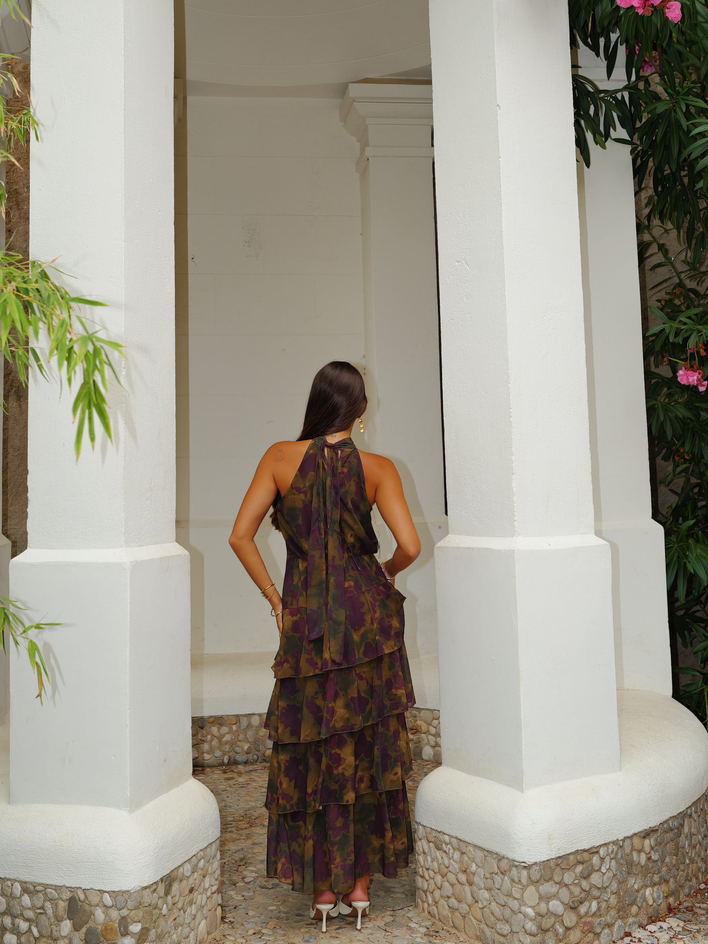 Vestido largo halter lazo estampado oliva