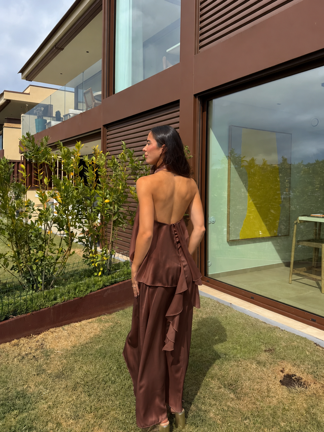 Vestido raso capa chocolate