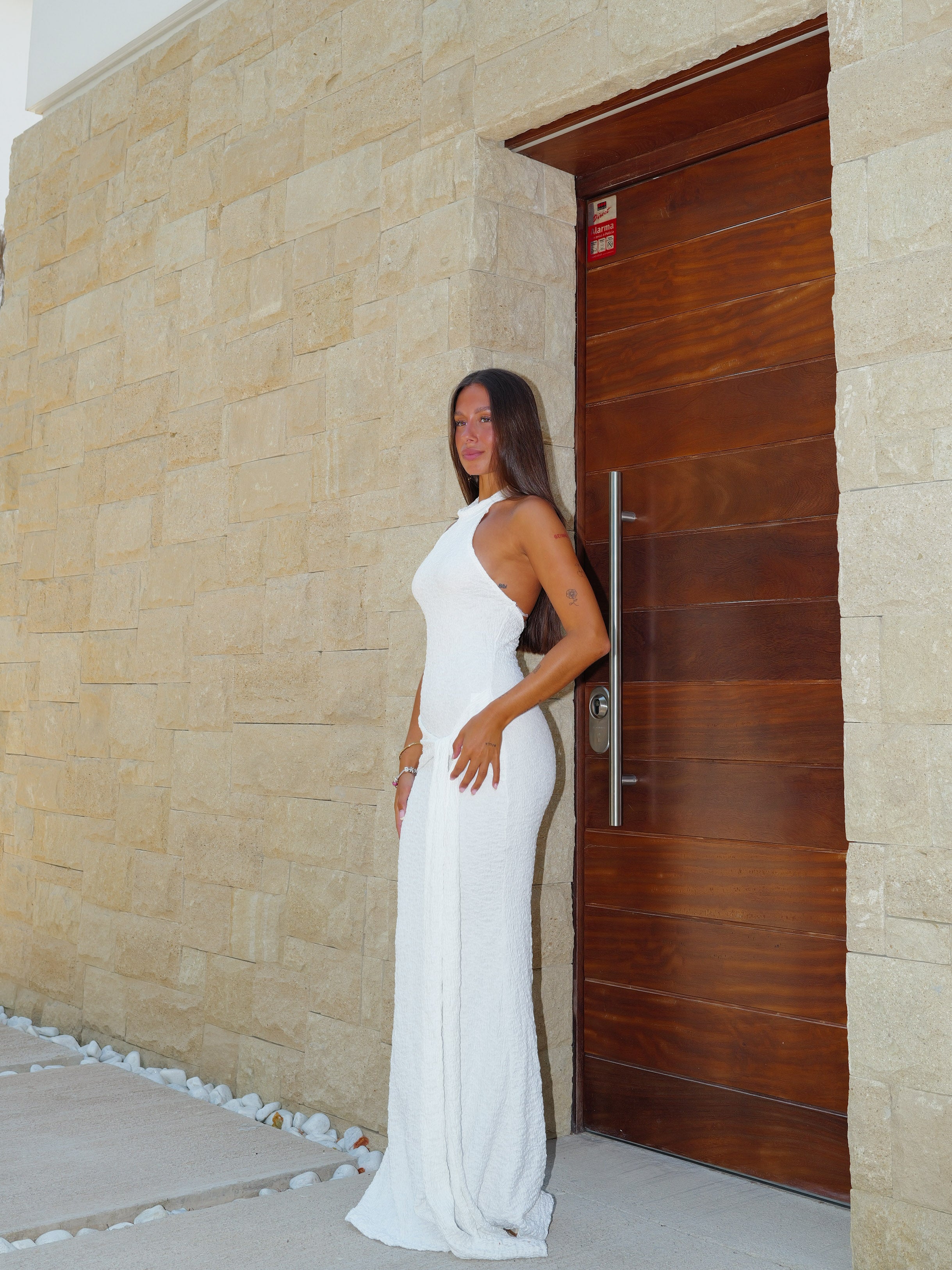 Vestido halter textura nudo blanco