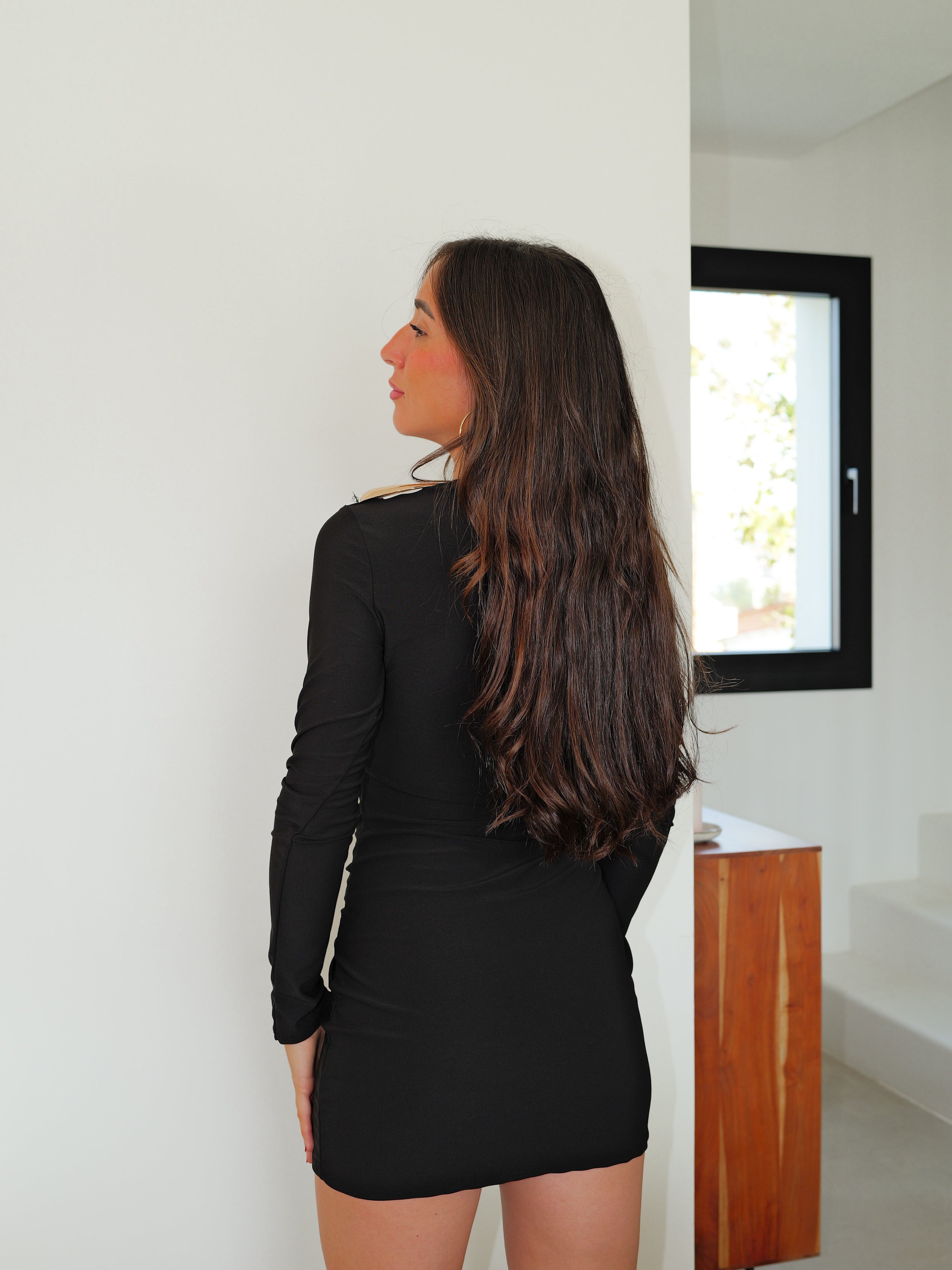 Vestido mini detalle gota negro