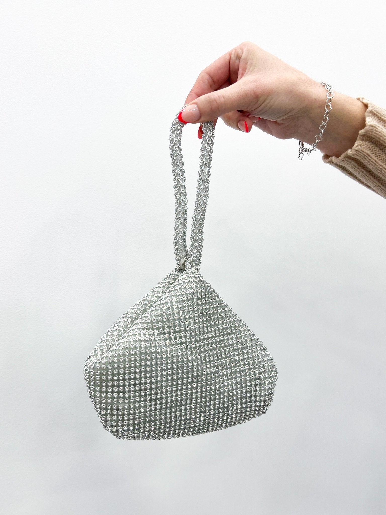 Clutch pocket brillos plata - SORELLAS