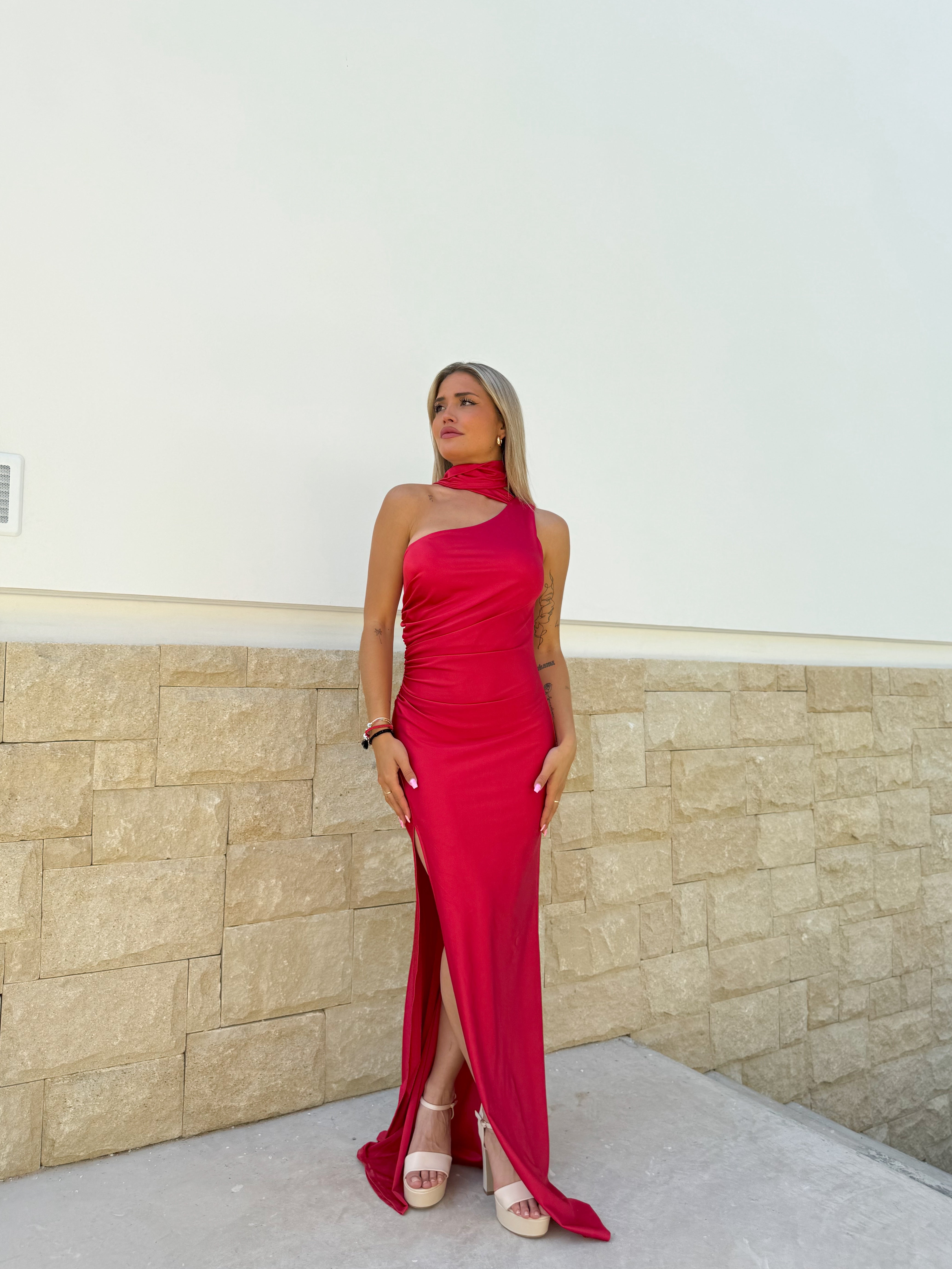 Vestido asim choker espalda rojo