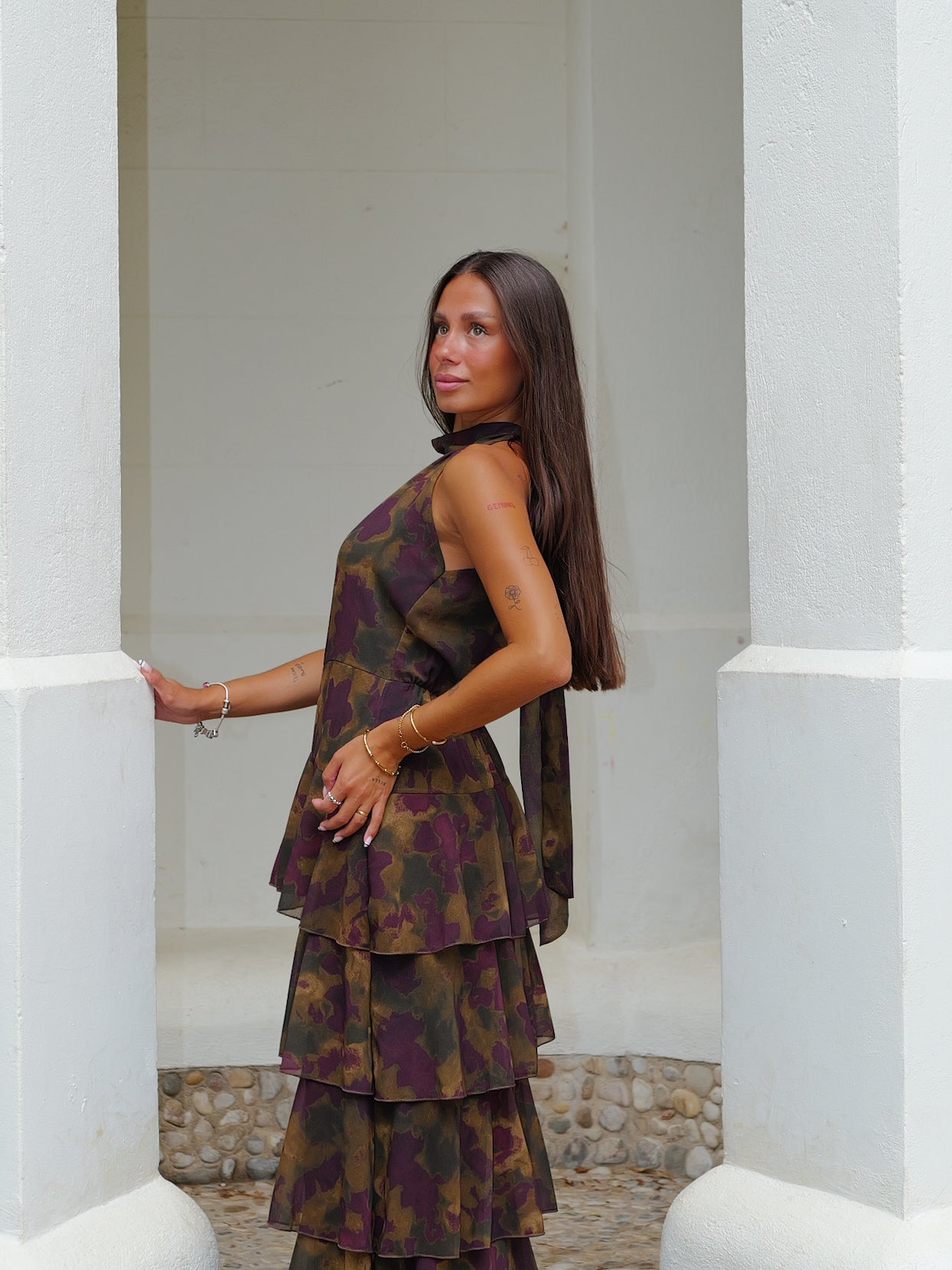 Vestido largo halter lazo estampado oliva