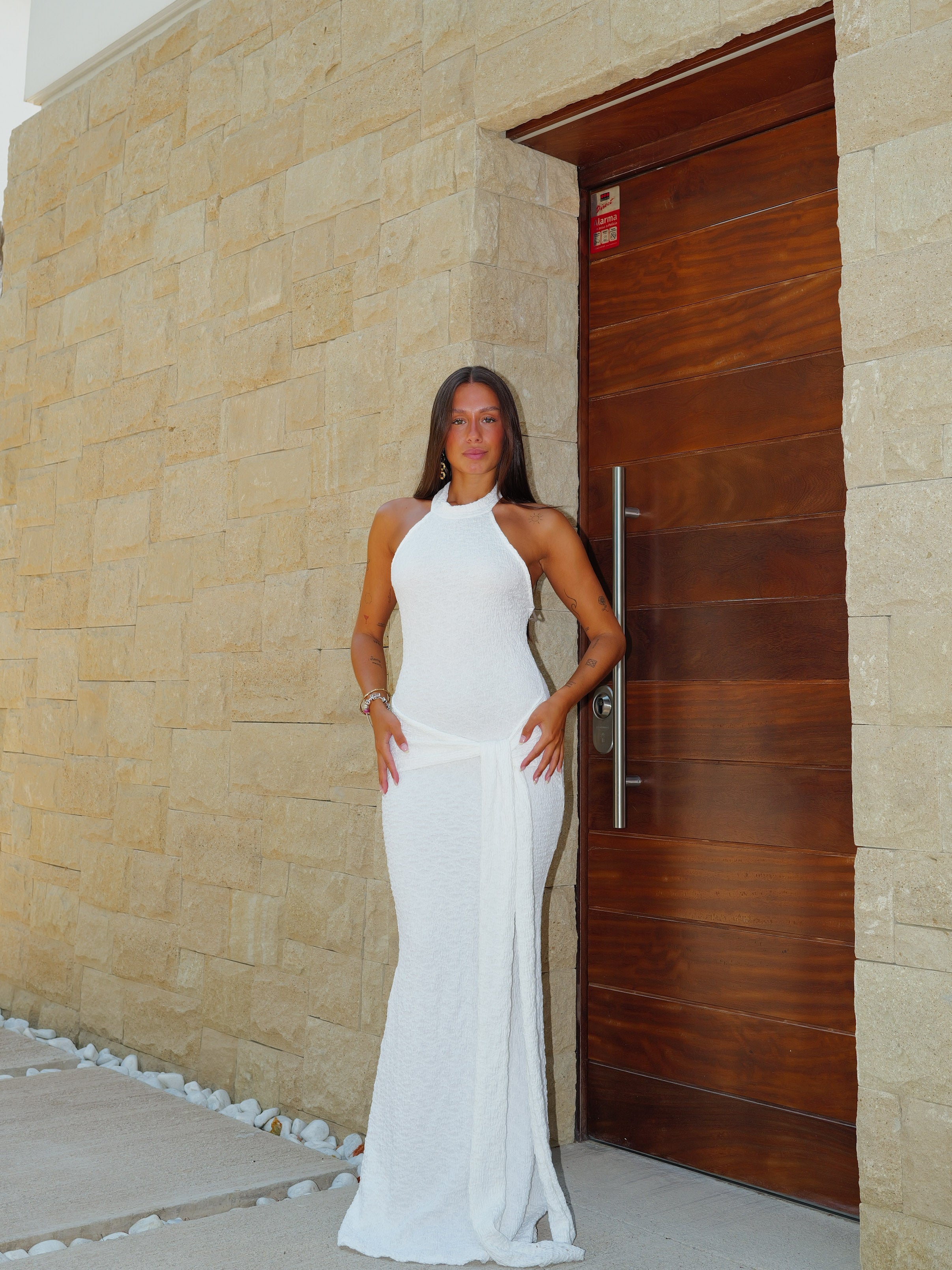 Vestido halter textura nudo blanco