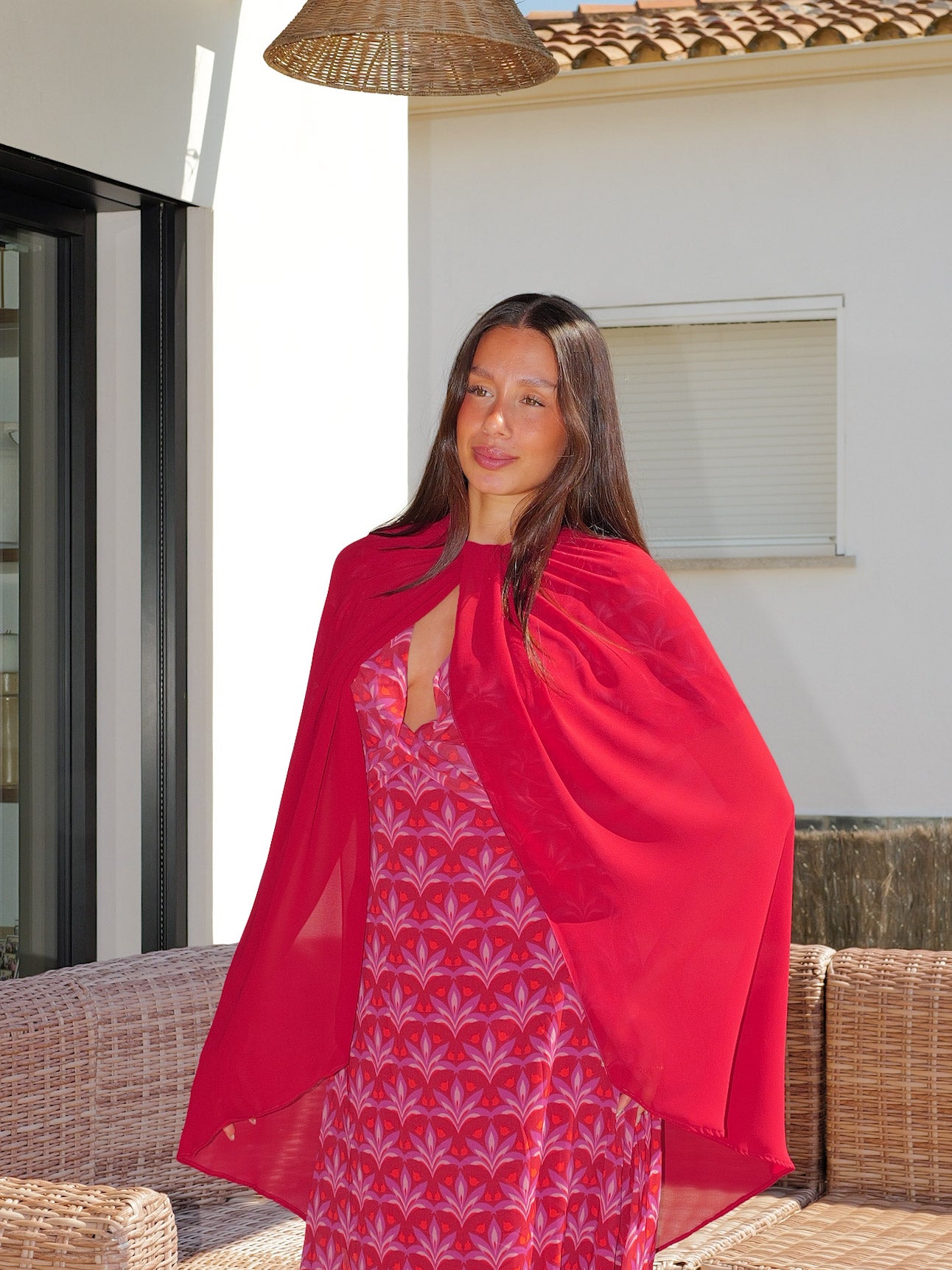 Capa gasa larga botón burdeos