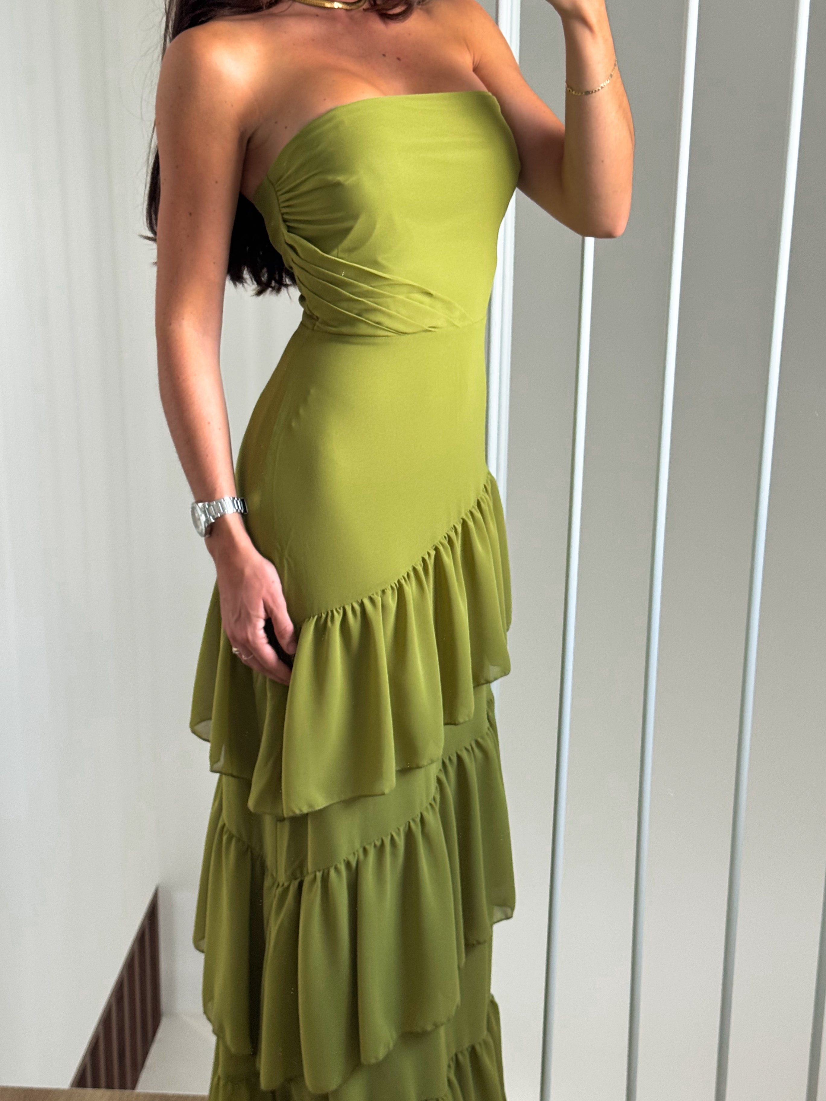 Vestido palabra volantes oliva