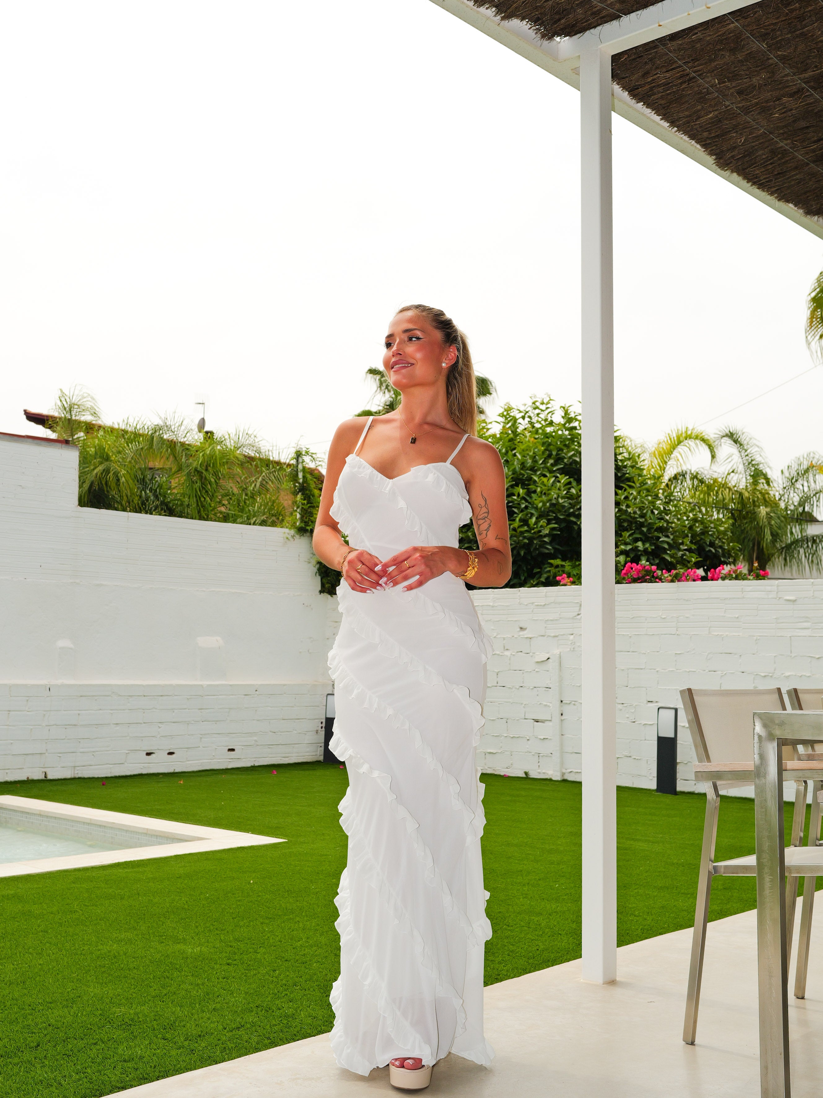 Vestido volantes crepe blanco