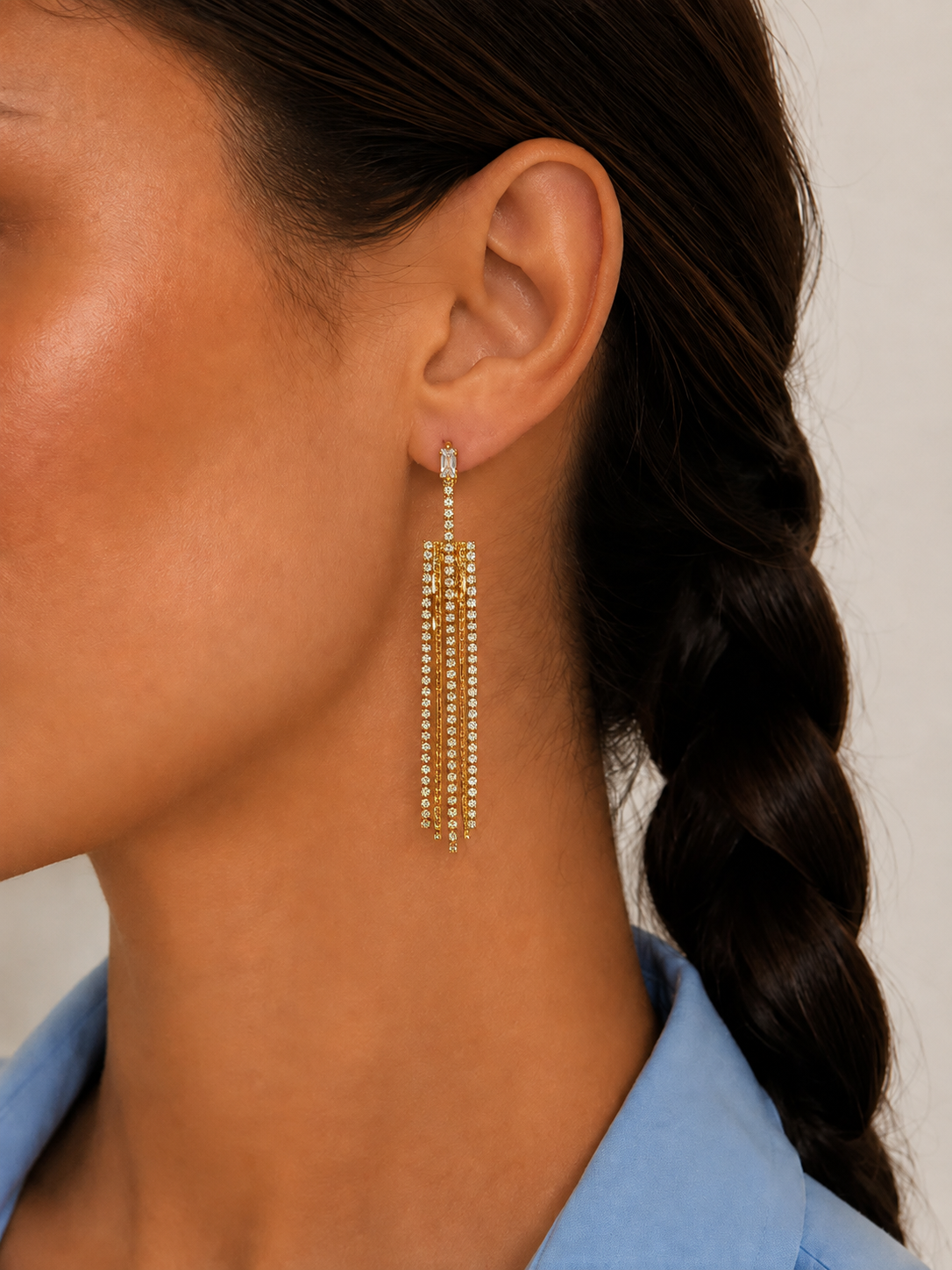 Pendientes caída brillos dorados