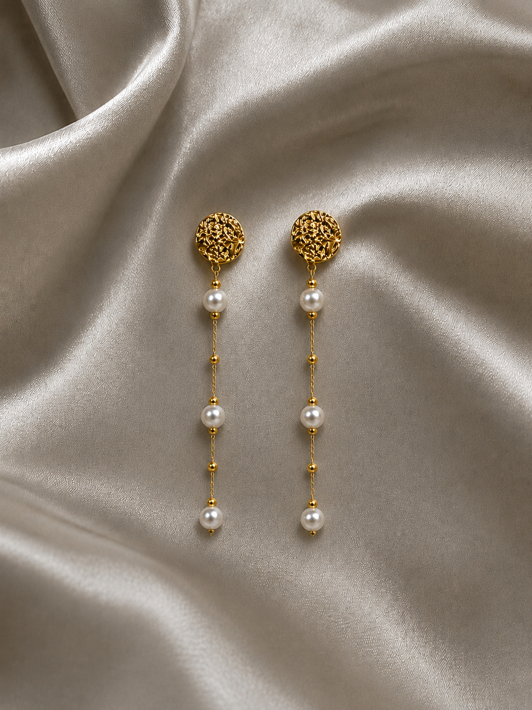 Pendientes cadena perlas dorados