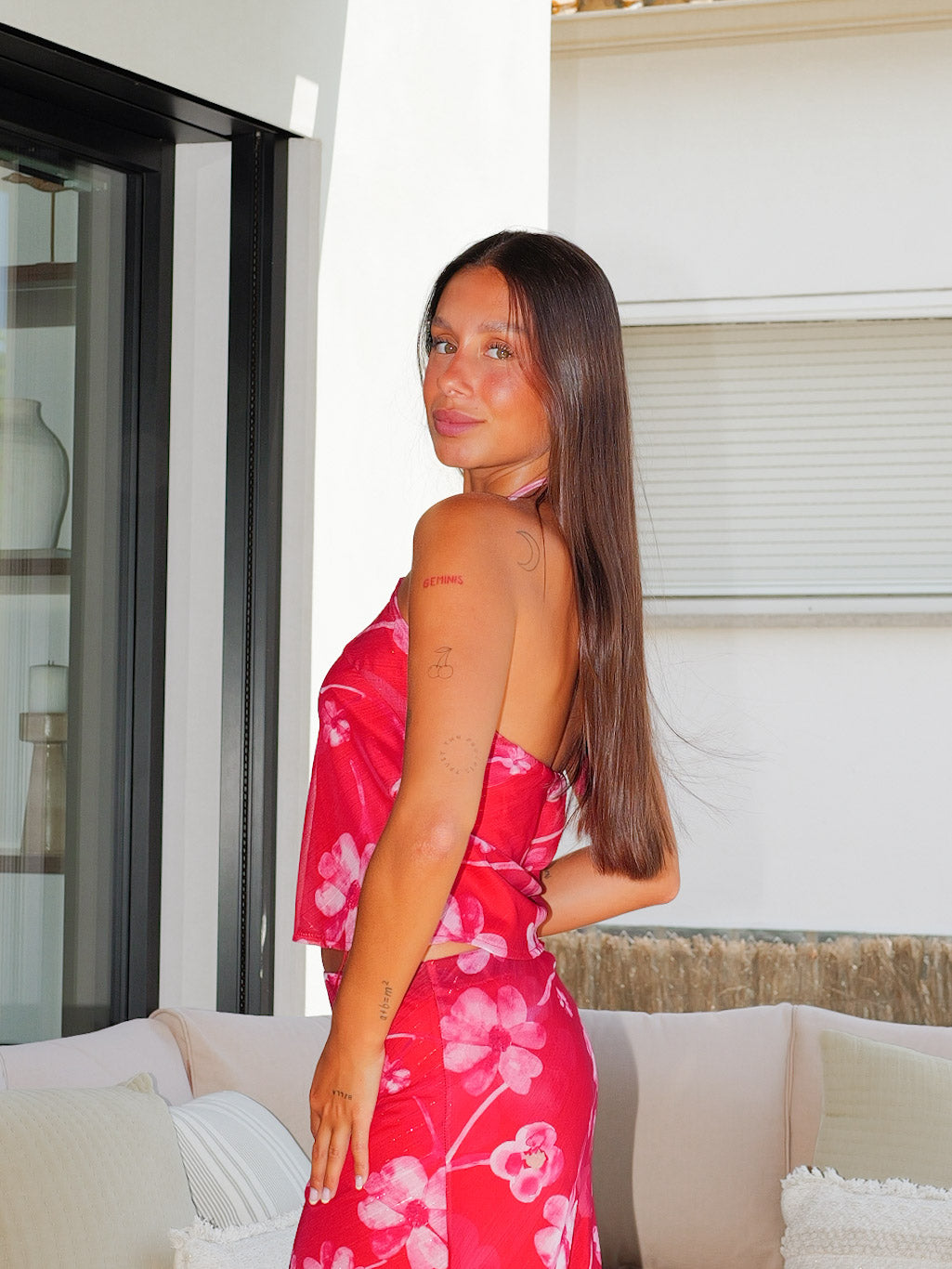 Conjunto estampado halter burdeos