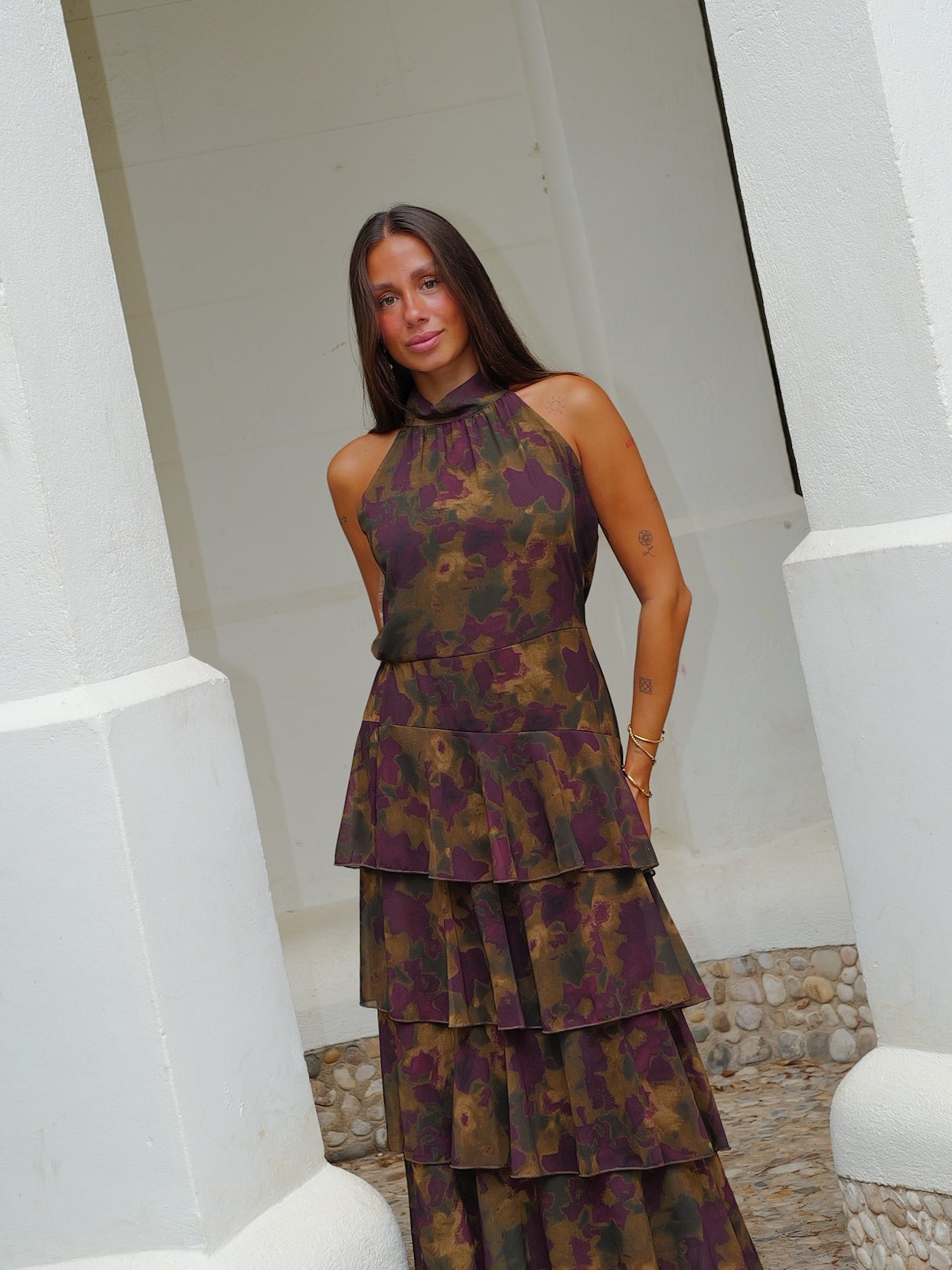 Vestido largo halter lazo estampado oliva