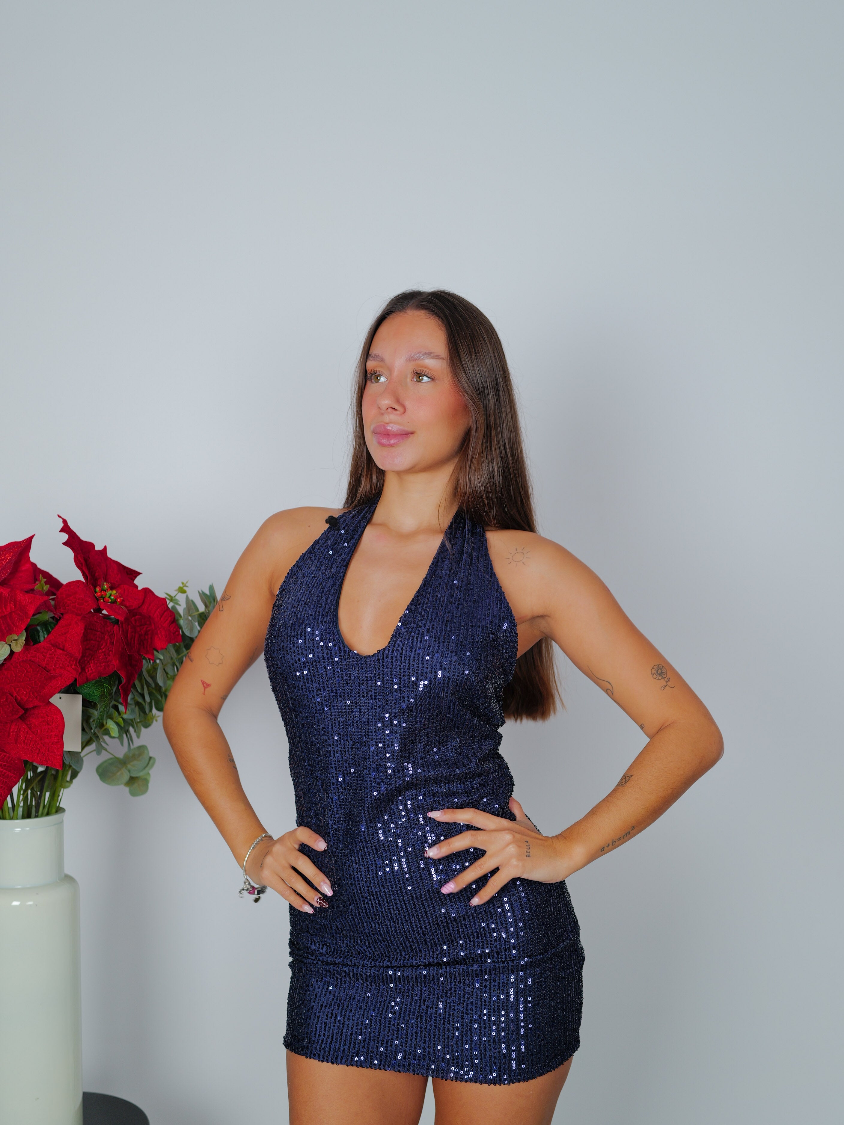 Vestido mini pico espalda glitter marino