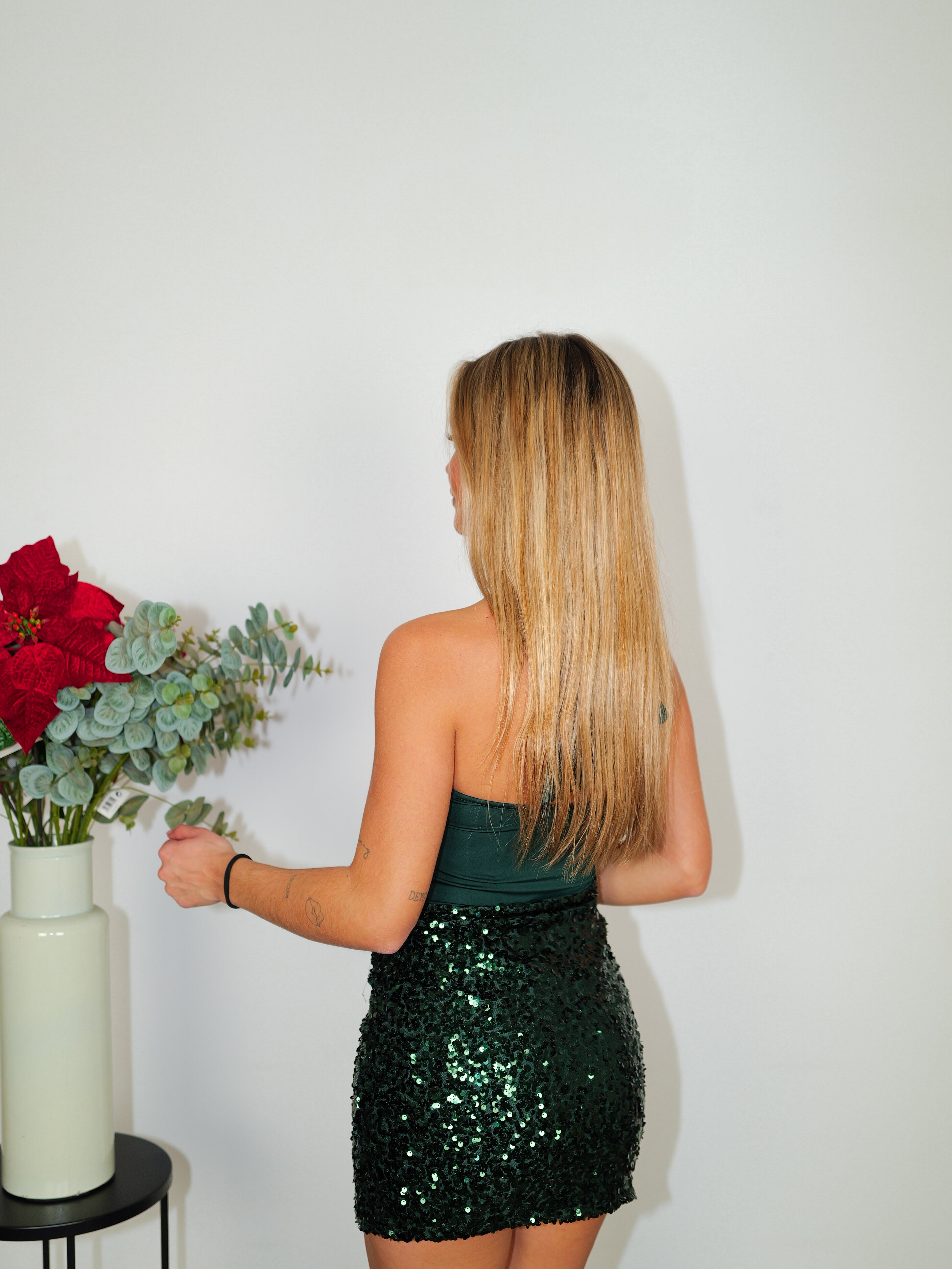 Vestido mini halter falda glitter botella