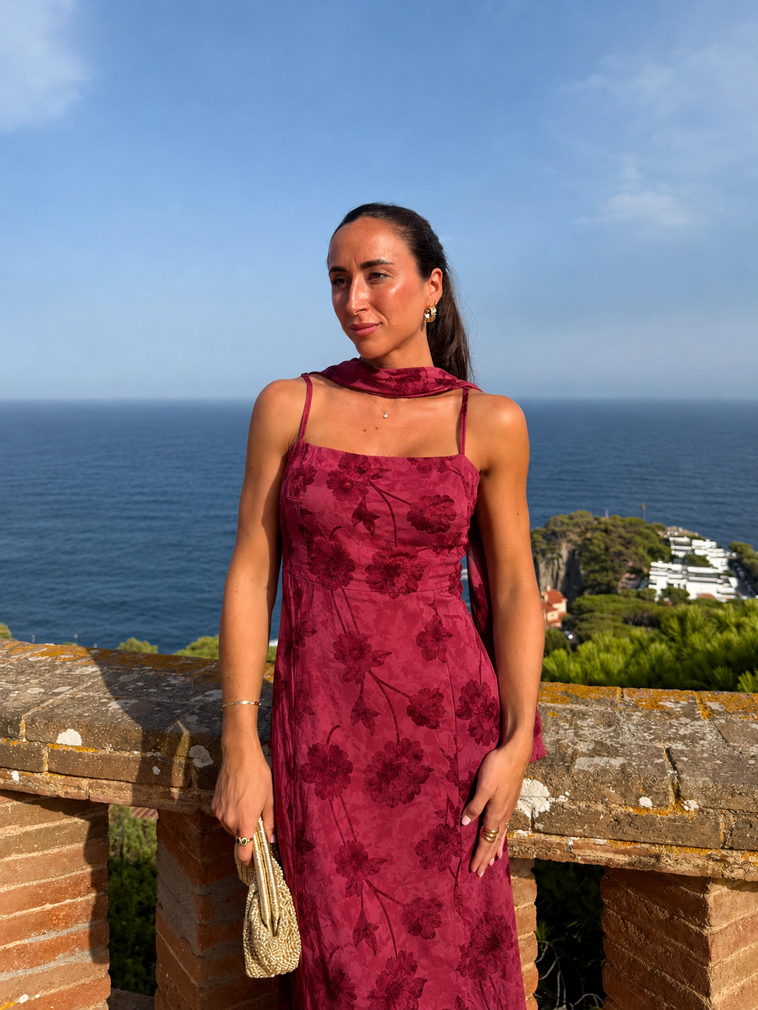 PRÉ-VENDA - Vestido em georgette com padrão em cor de bordô