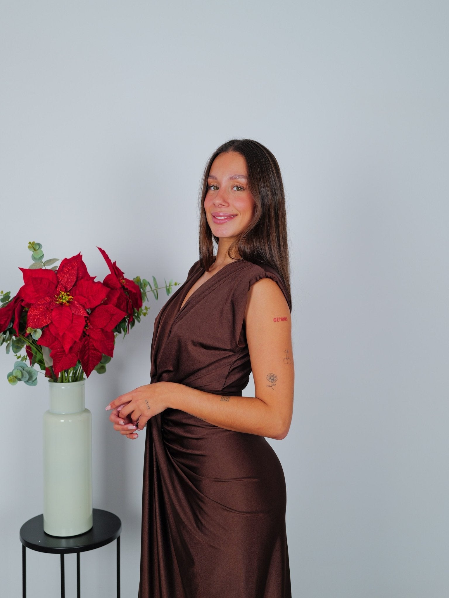 Vestido escote lazo chocolate - Sorellas The Brand Barcelona S.L