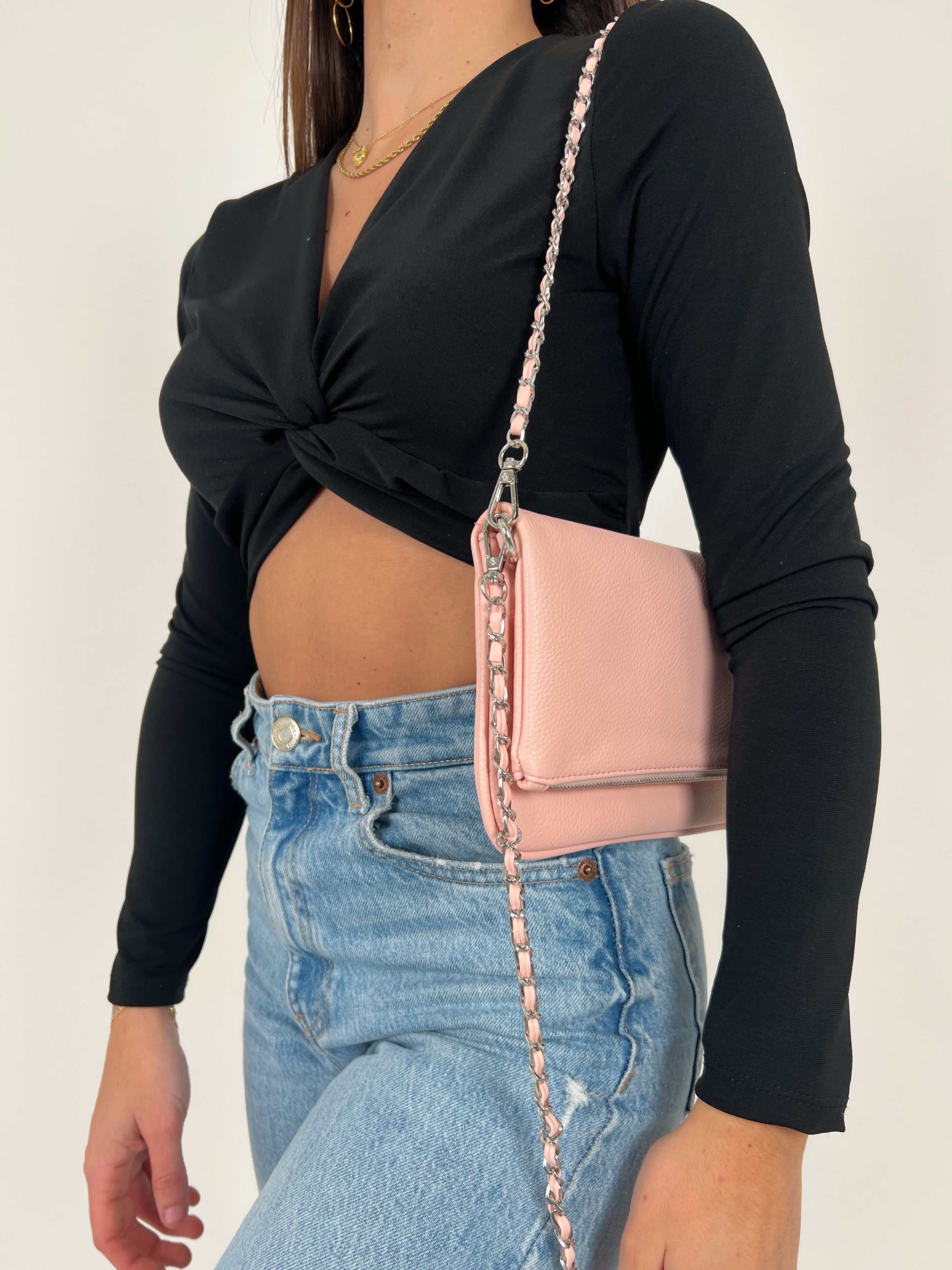 Bolso vegano cadenas rosa