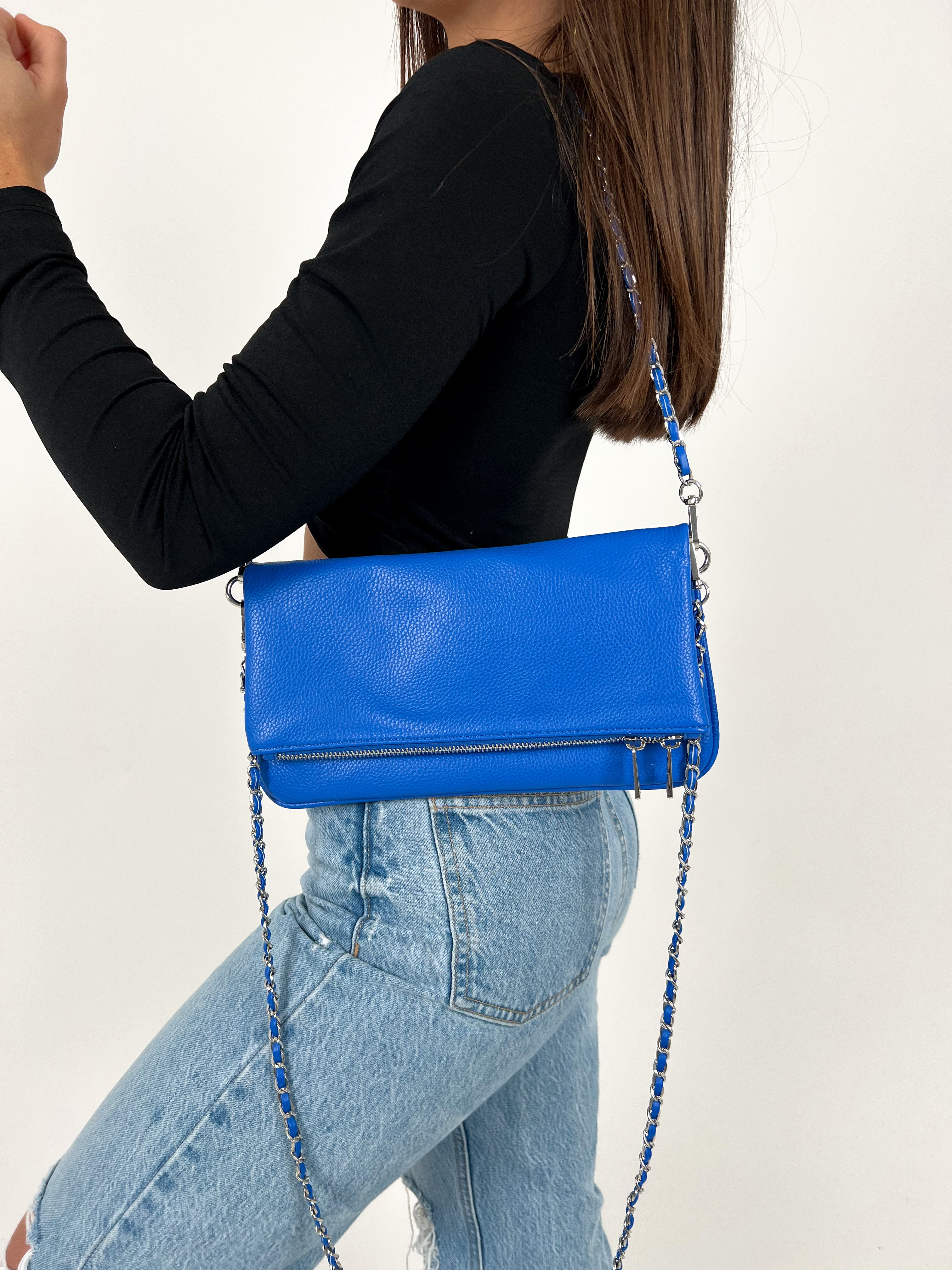 Bolso vegano cadenas azul