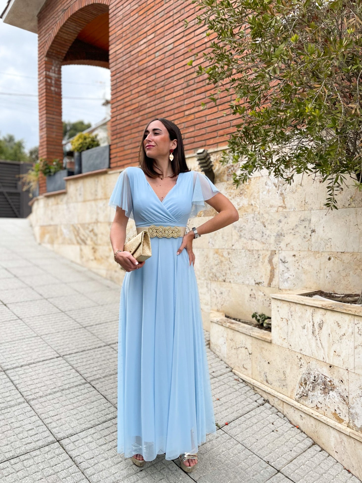 Vestido tulle manga cielo