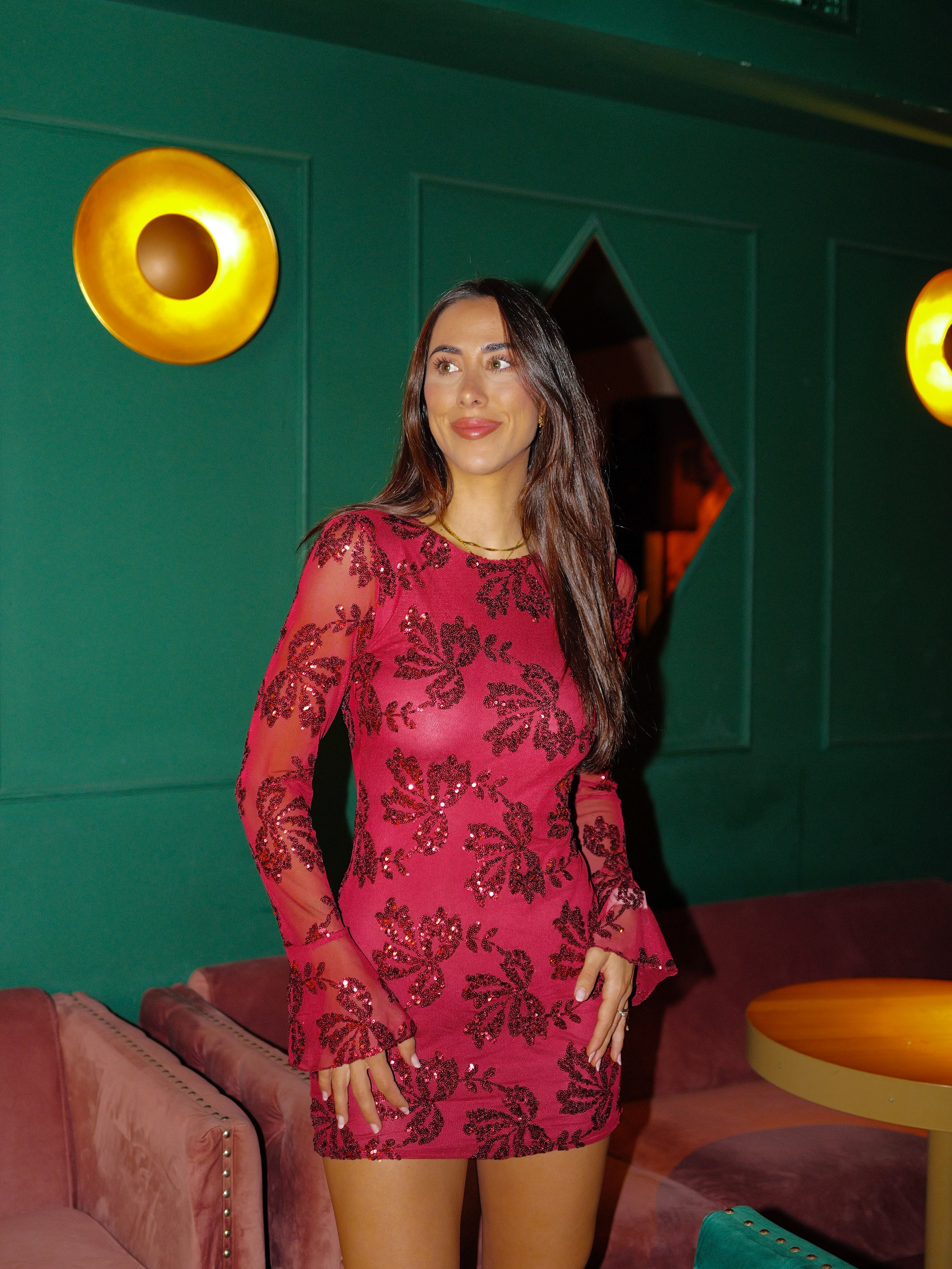 Back mini dress with burgundy tulle details