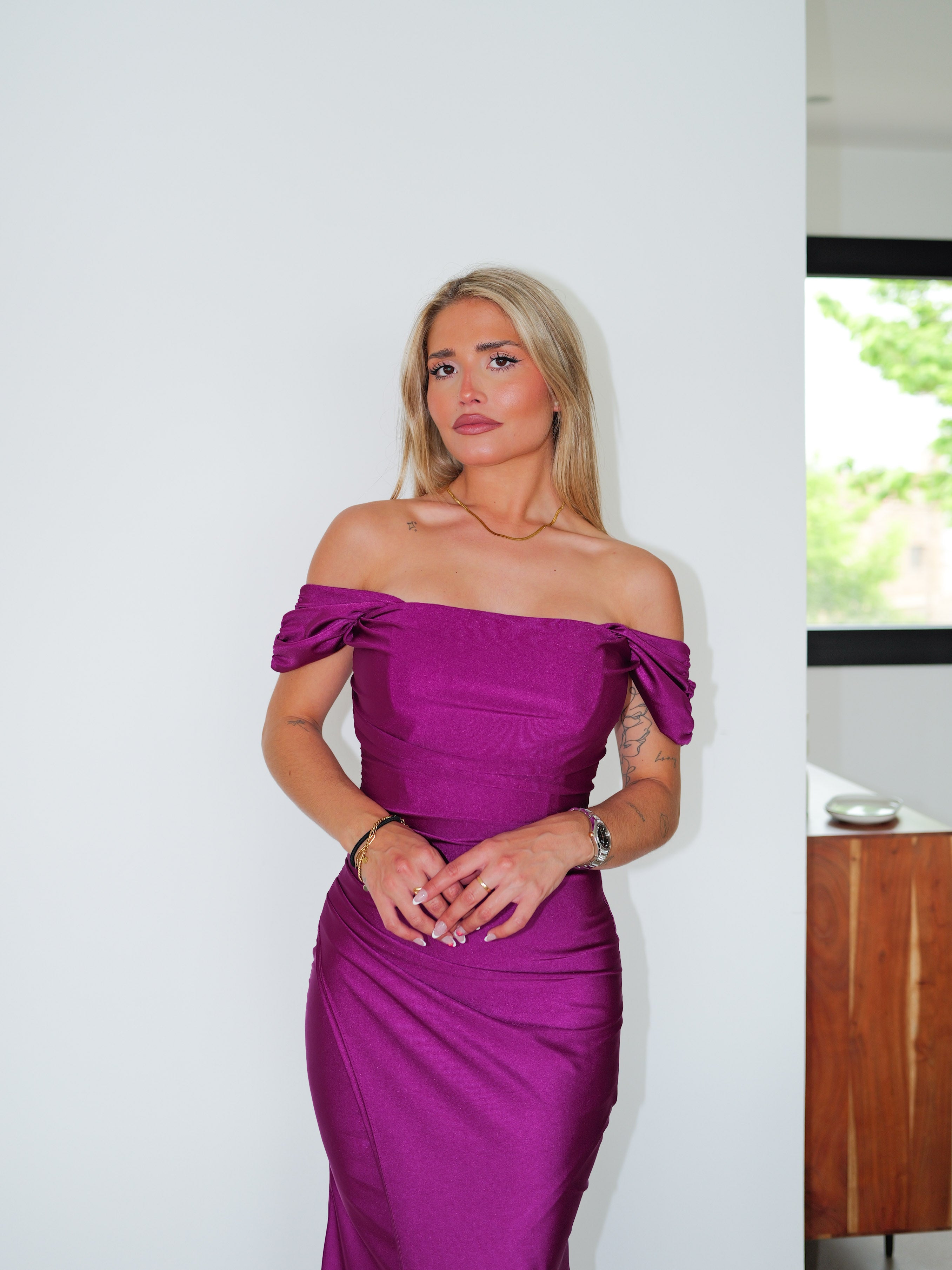 Cherry sleeve word dress