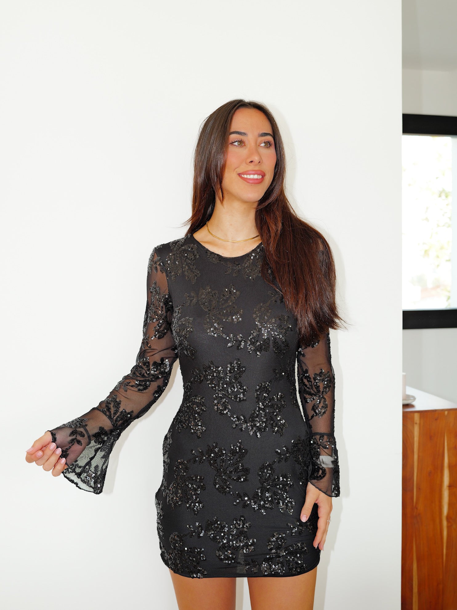 Mini back dress with black tulle details