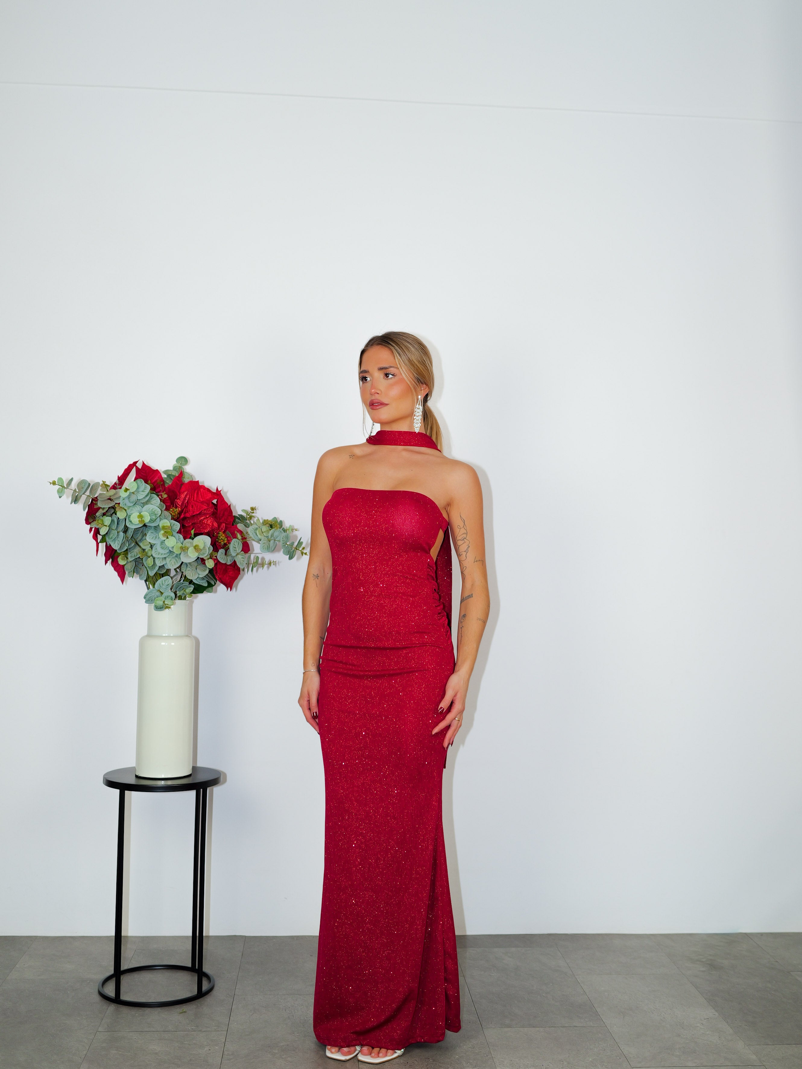 Red lurex backless dress