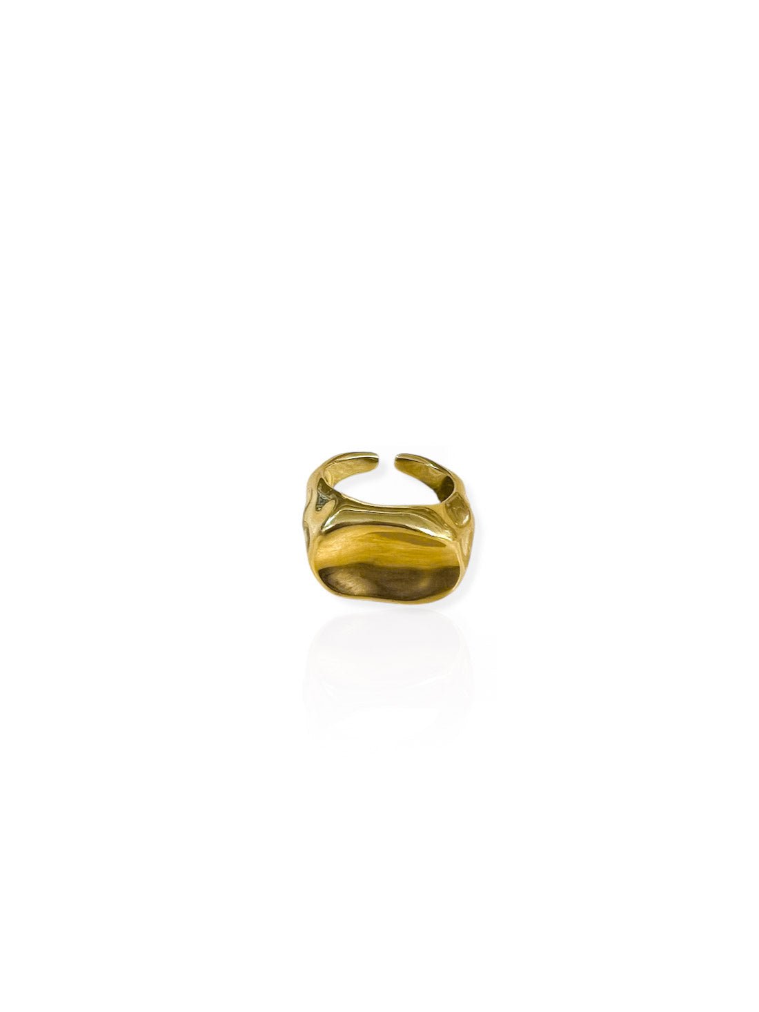 Gold-plated chiseled signet ring - Sorellas The Brand Barcelona S.L.