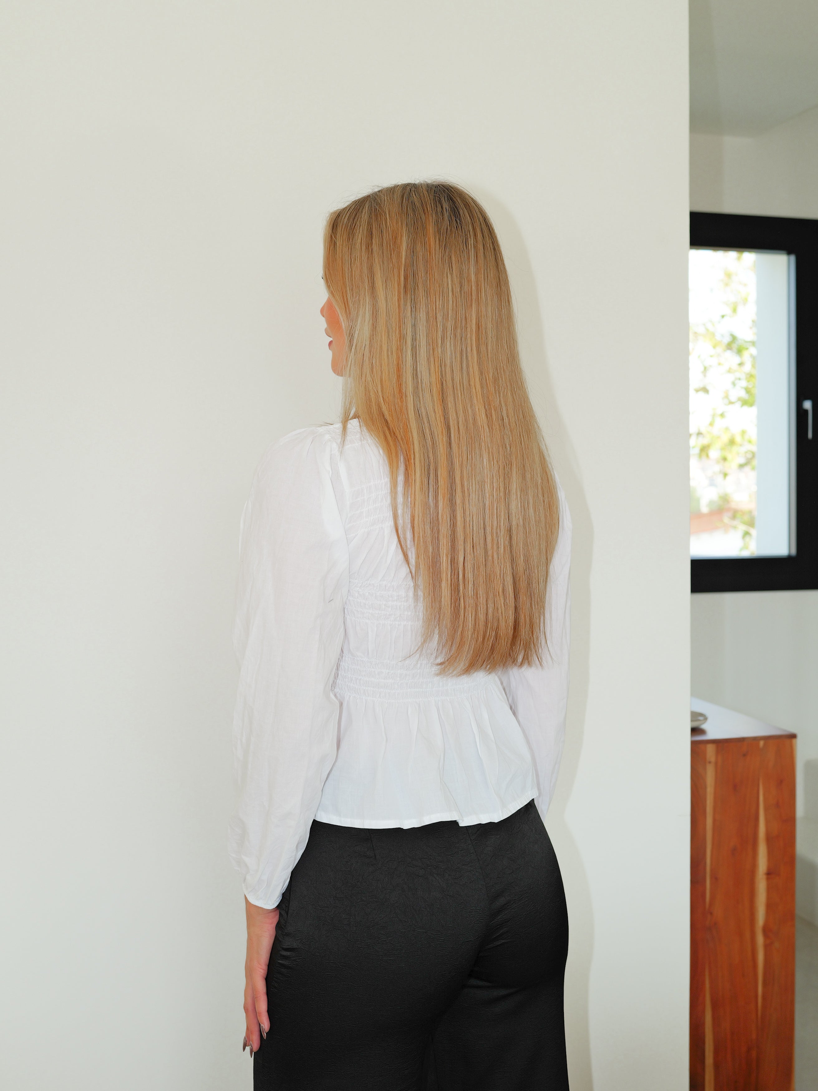 White ruffle collar shirt