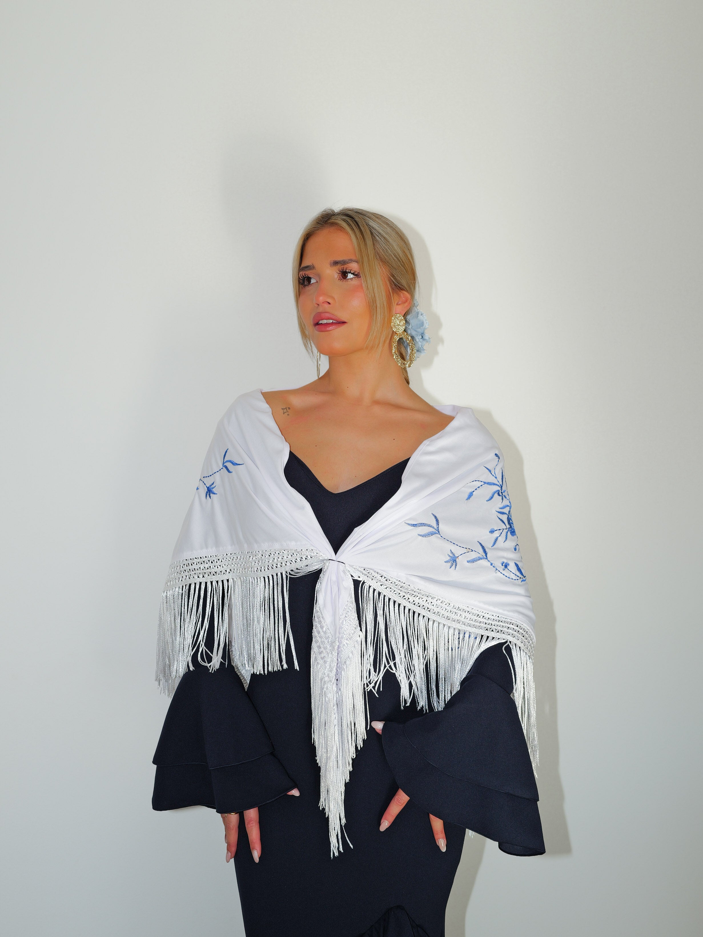 Flamenco shawl embroidered with sky-blue flowers