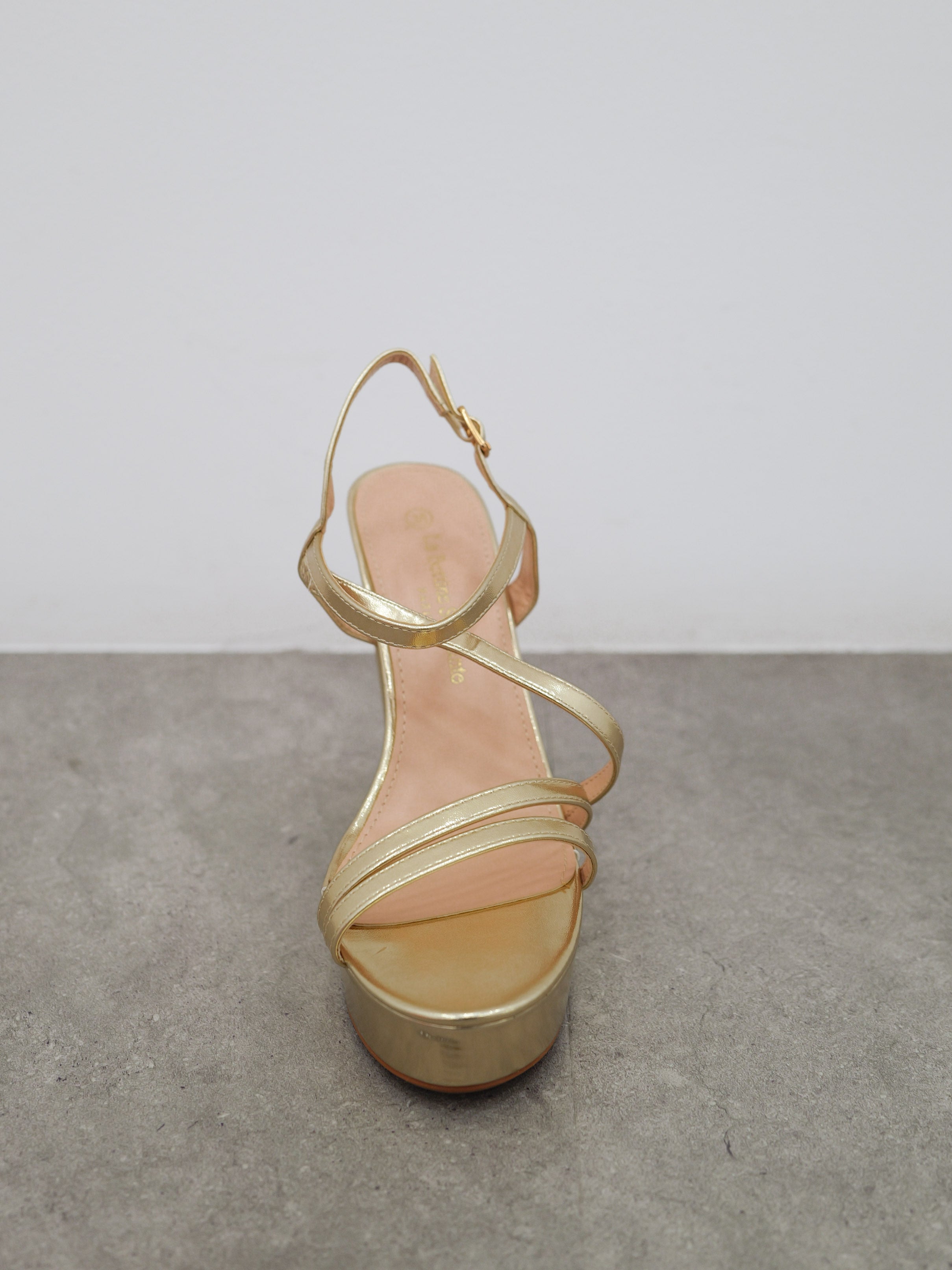 Golden straps platform sandal