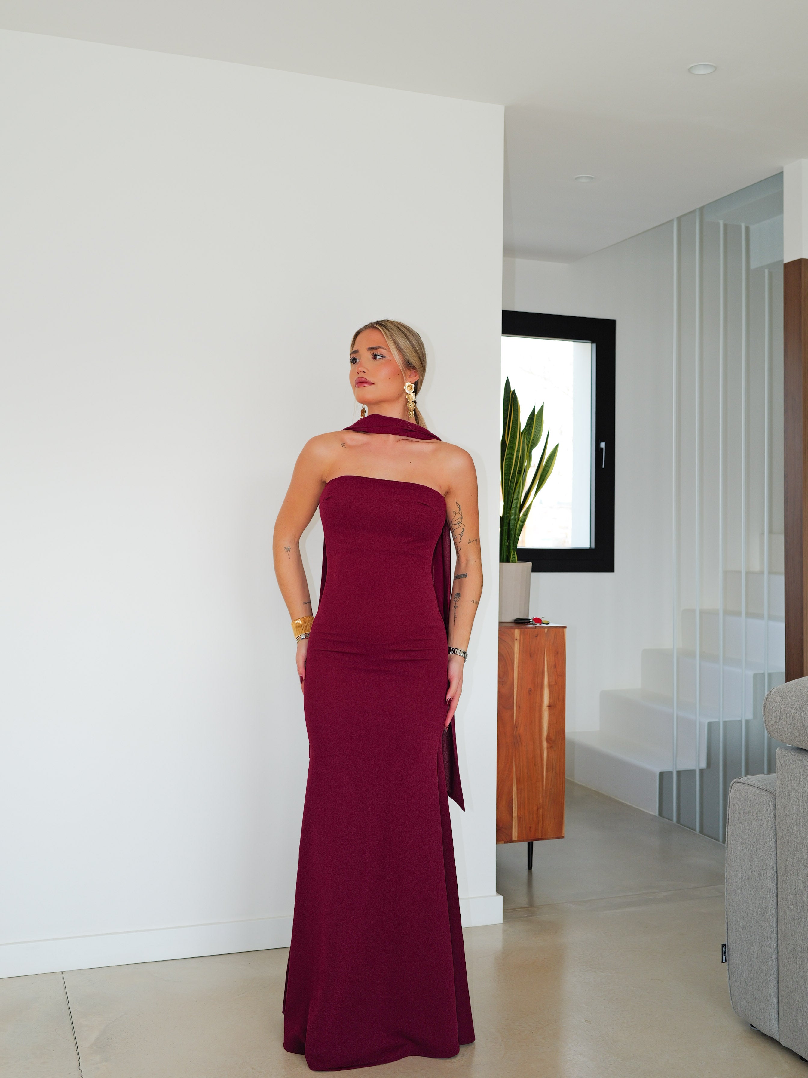 Mermaid dress burgundy tulle choker