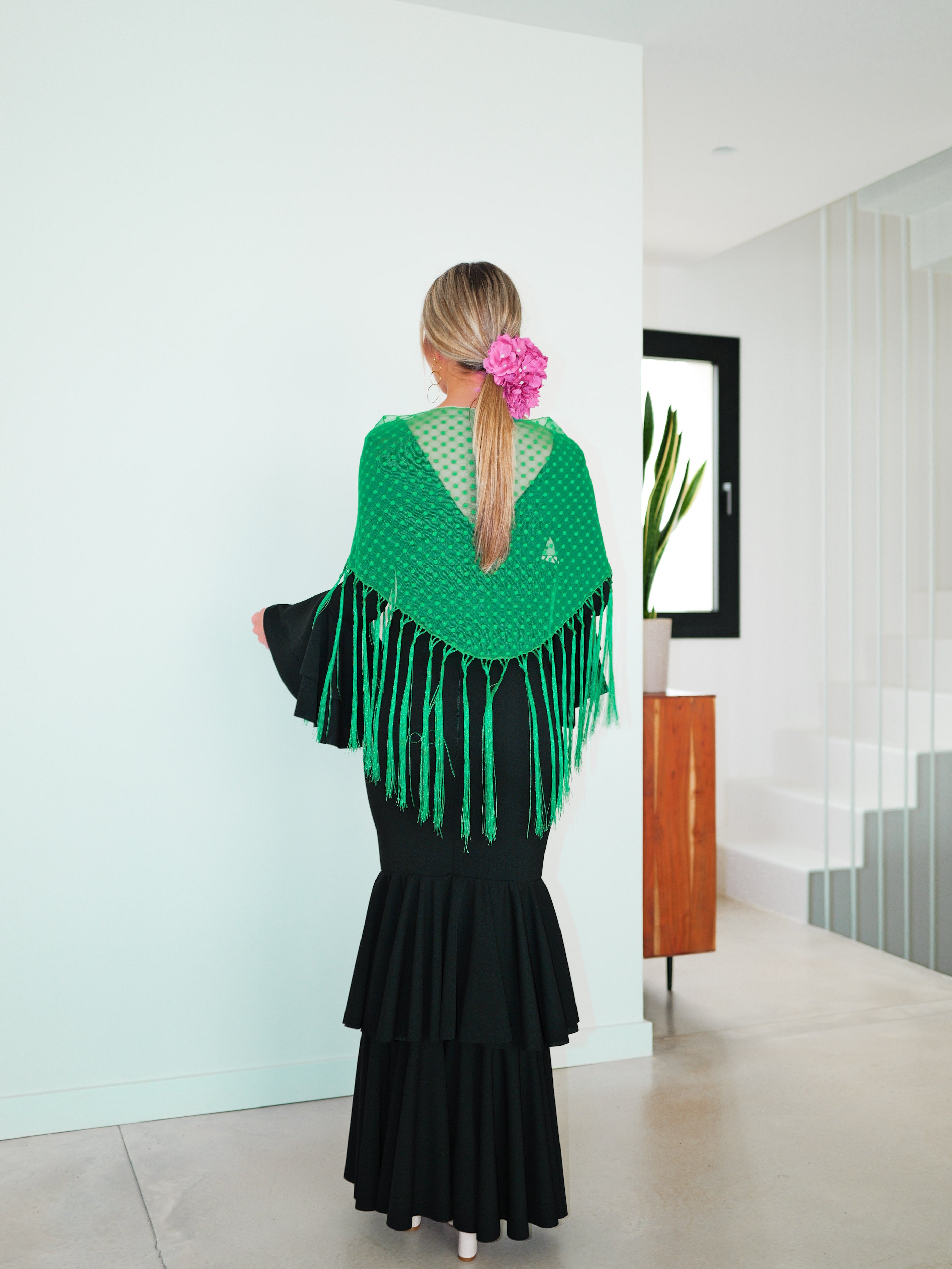 Flamenco shawl with green polka dots