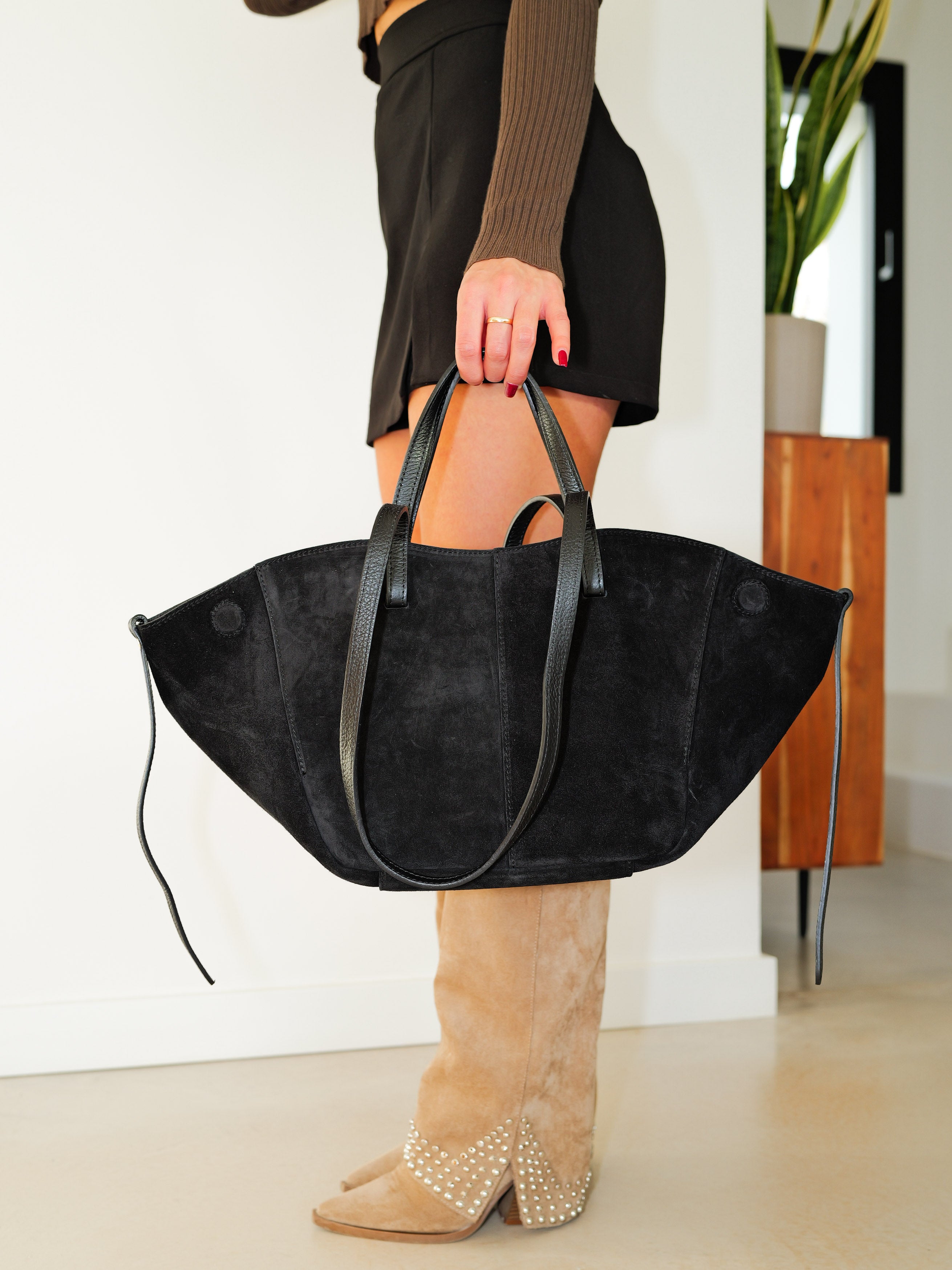 Black suede shopper bag
