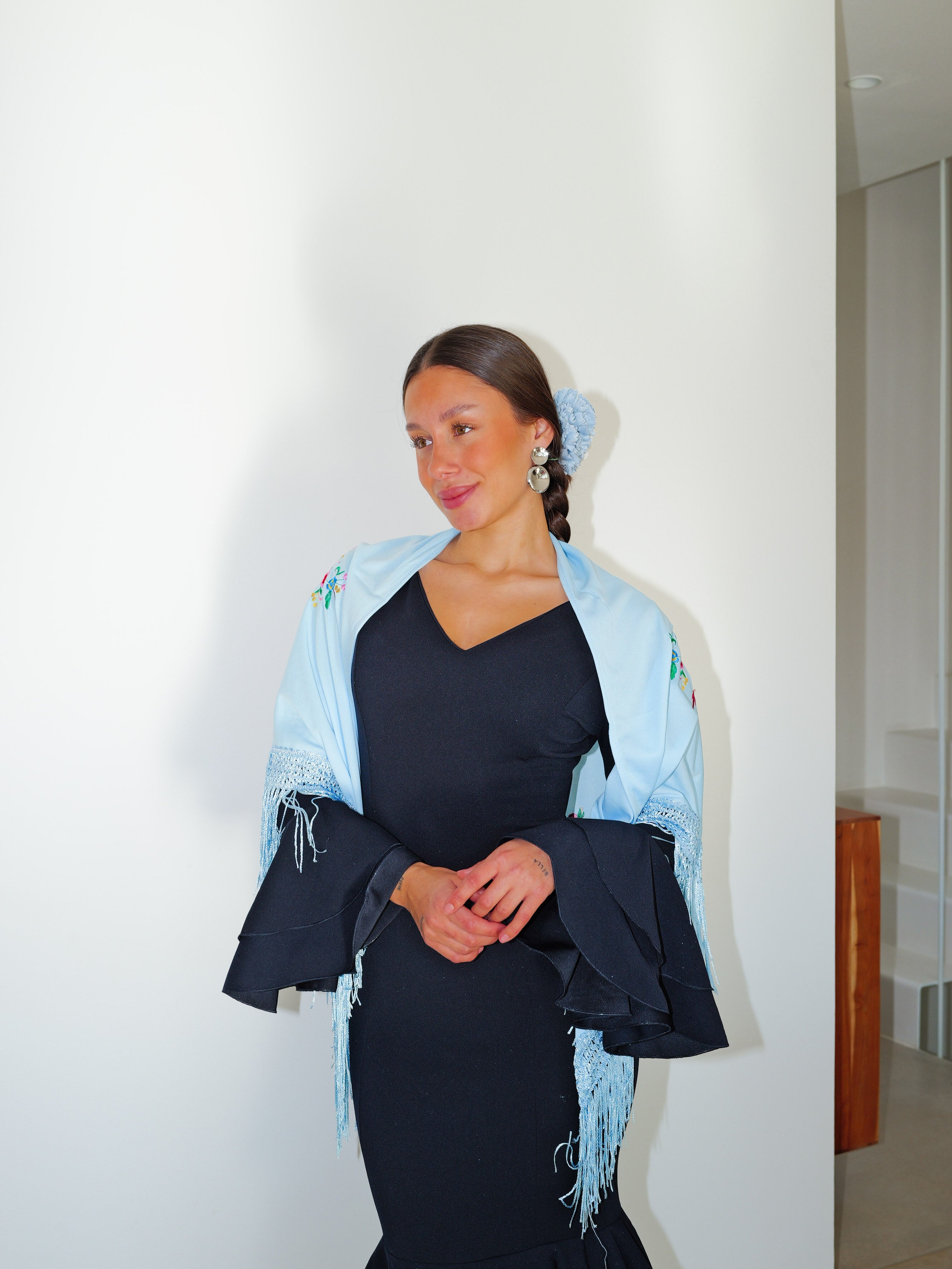 Flamenco shawl embroidered with light blue flowers
