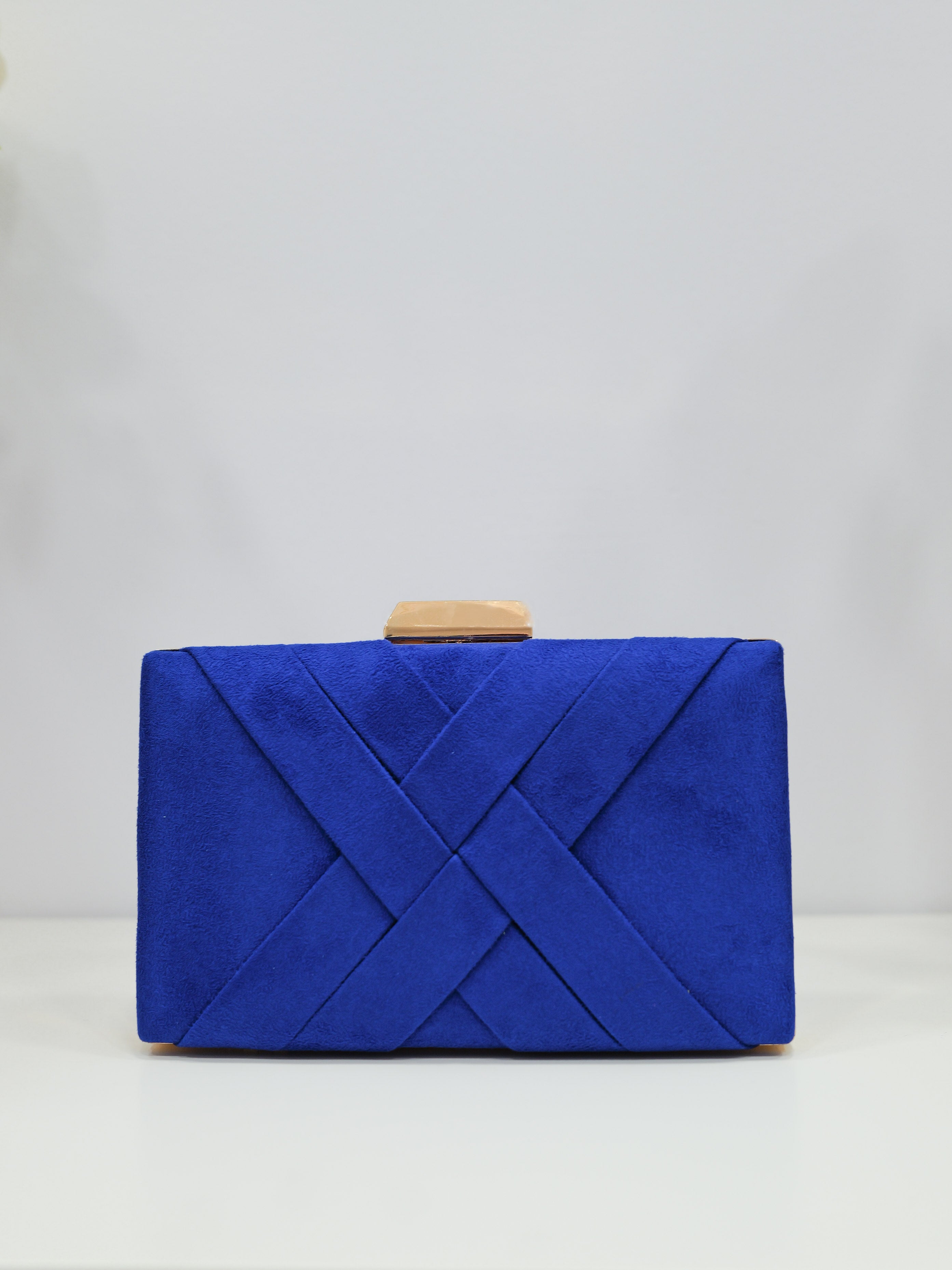 Braided klein clutch