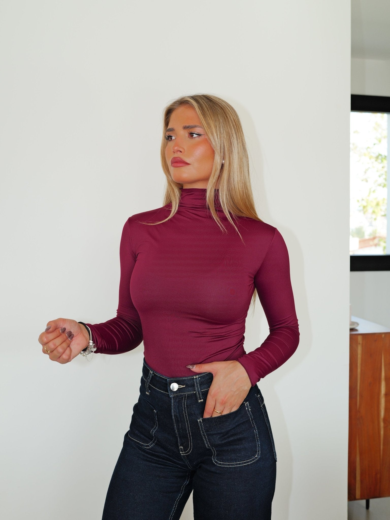 Burgundy turtleneck lycra T-shirt - Sorellas The Brand Barcelona S.L.