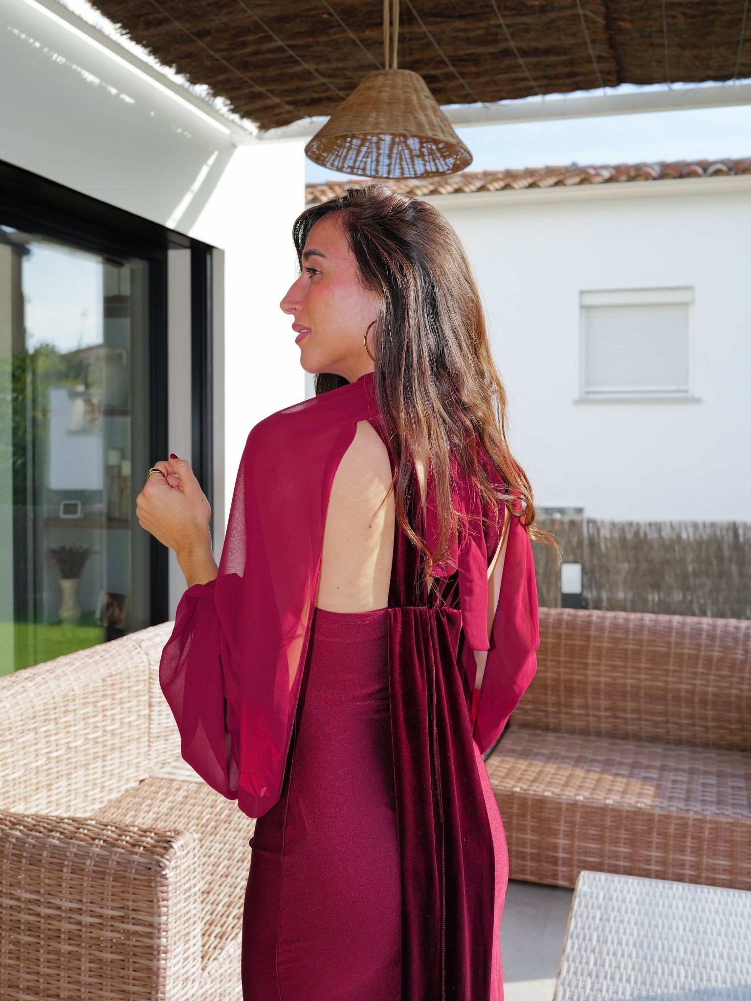 Burgundy cape-sleeve shawl with bow - Sorellas The Brand Barcelona S.L.