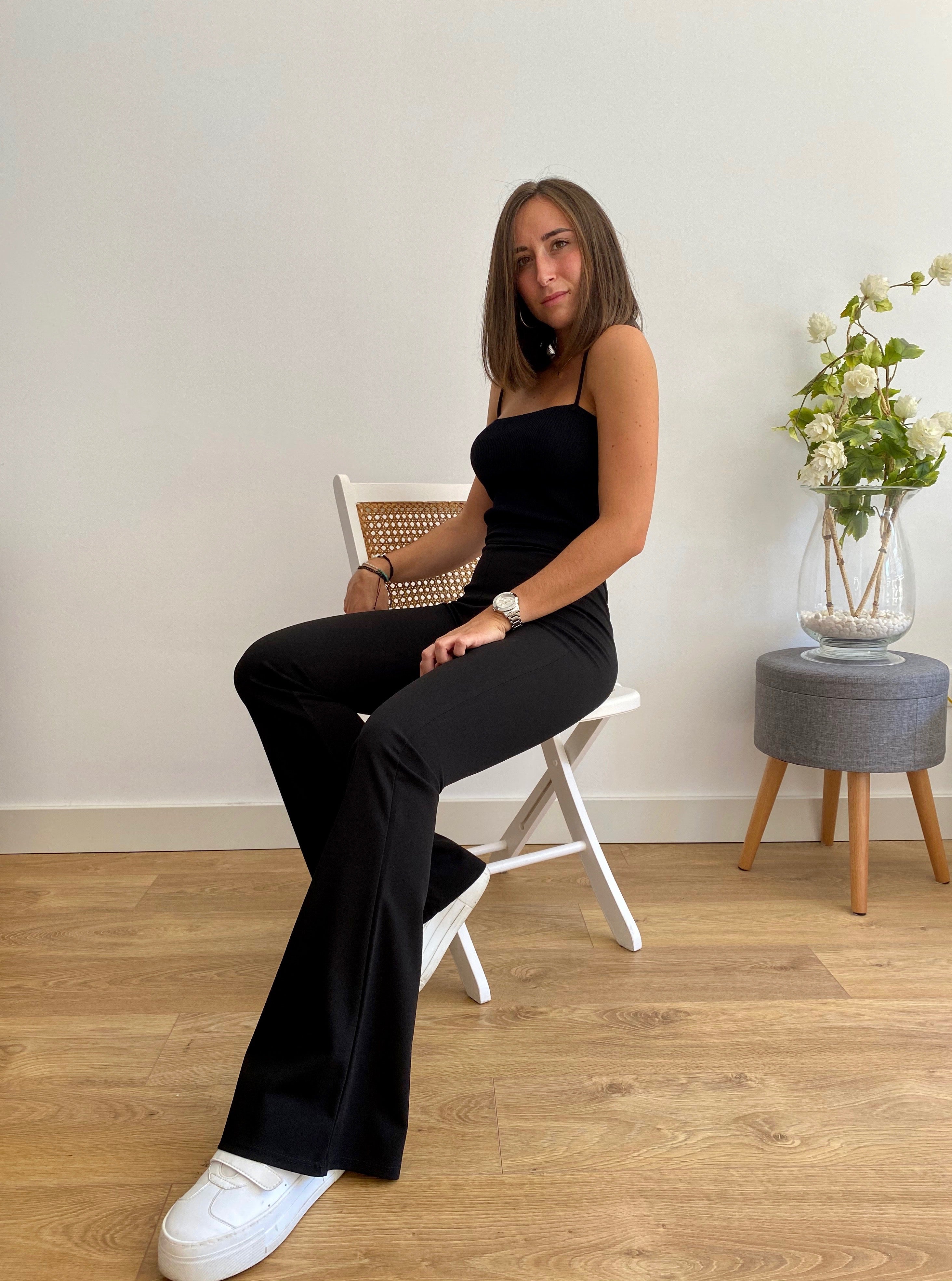 Black bell-bottom pants