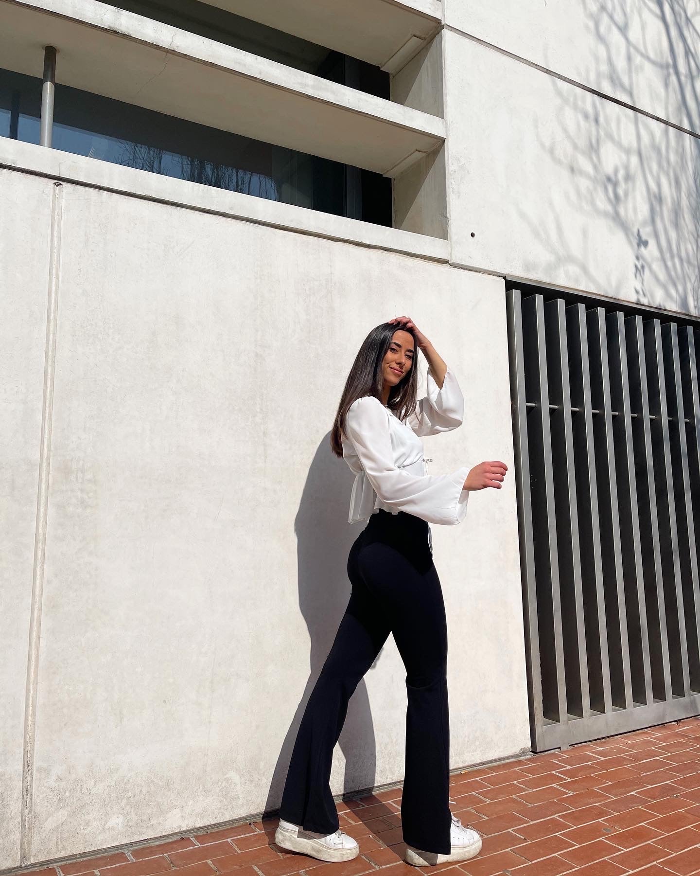 Black bell-bottom pants