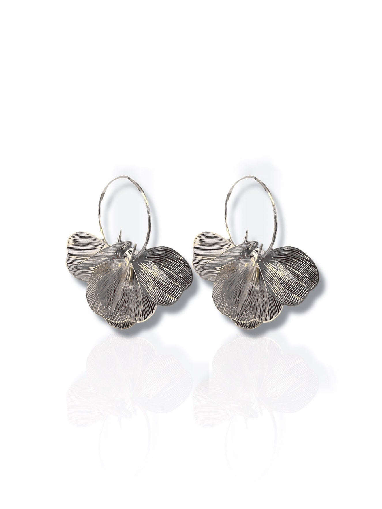 BOUCLES D'OREILLES avec boucles d'oreilles fleurs en métal argenté