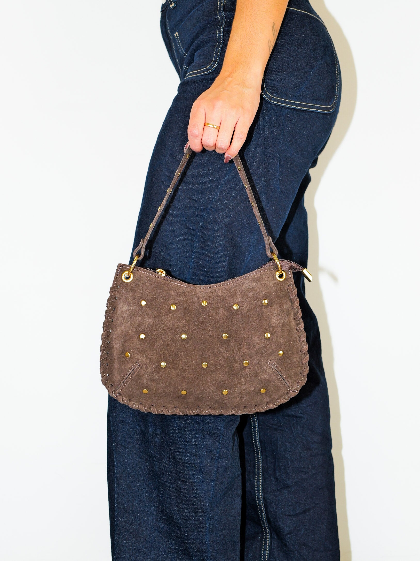 Mini-sac clouté en or chocolaté