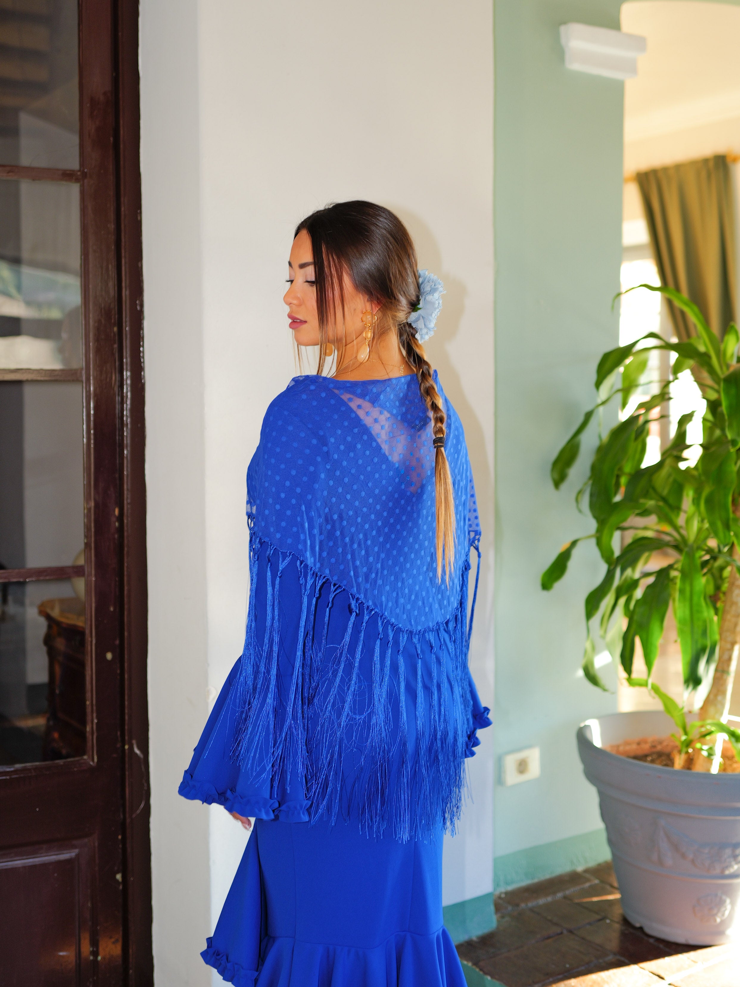 Châle flamenco à pois bleus