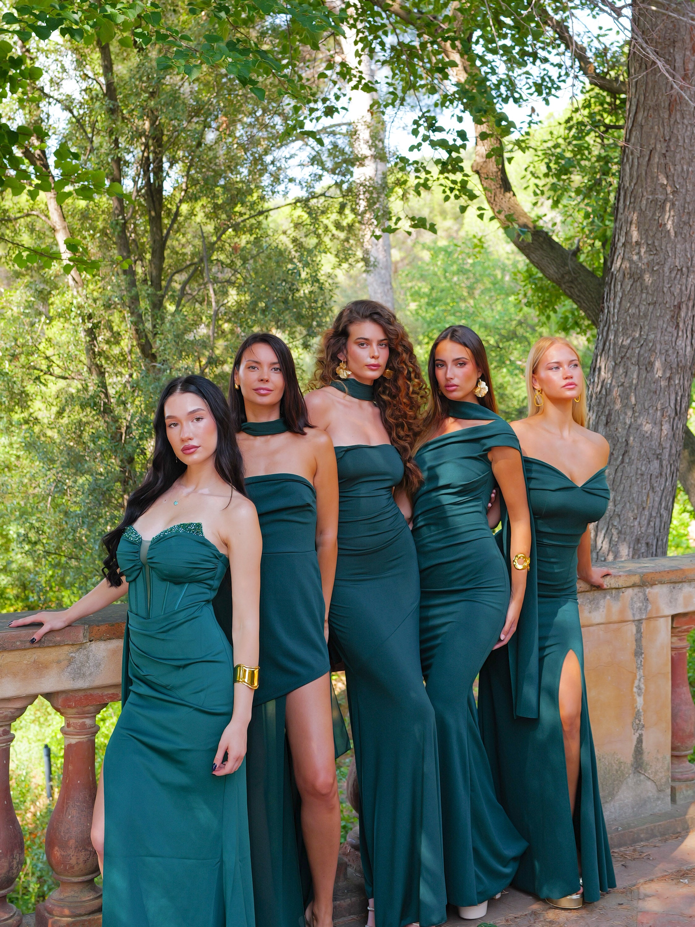 Robe avec strass bouteille