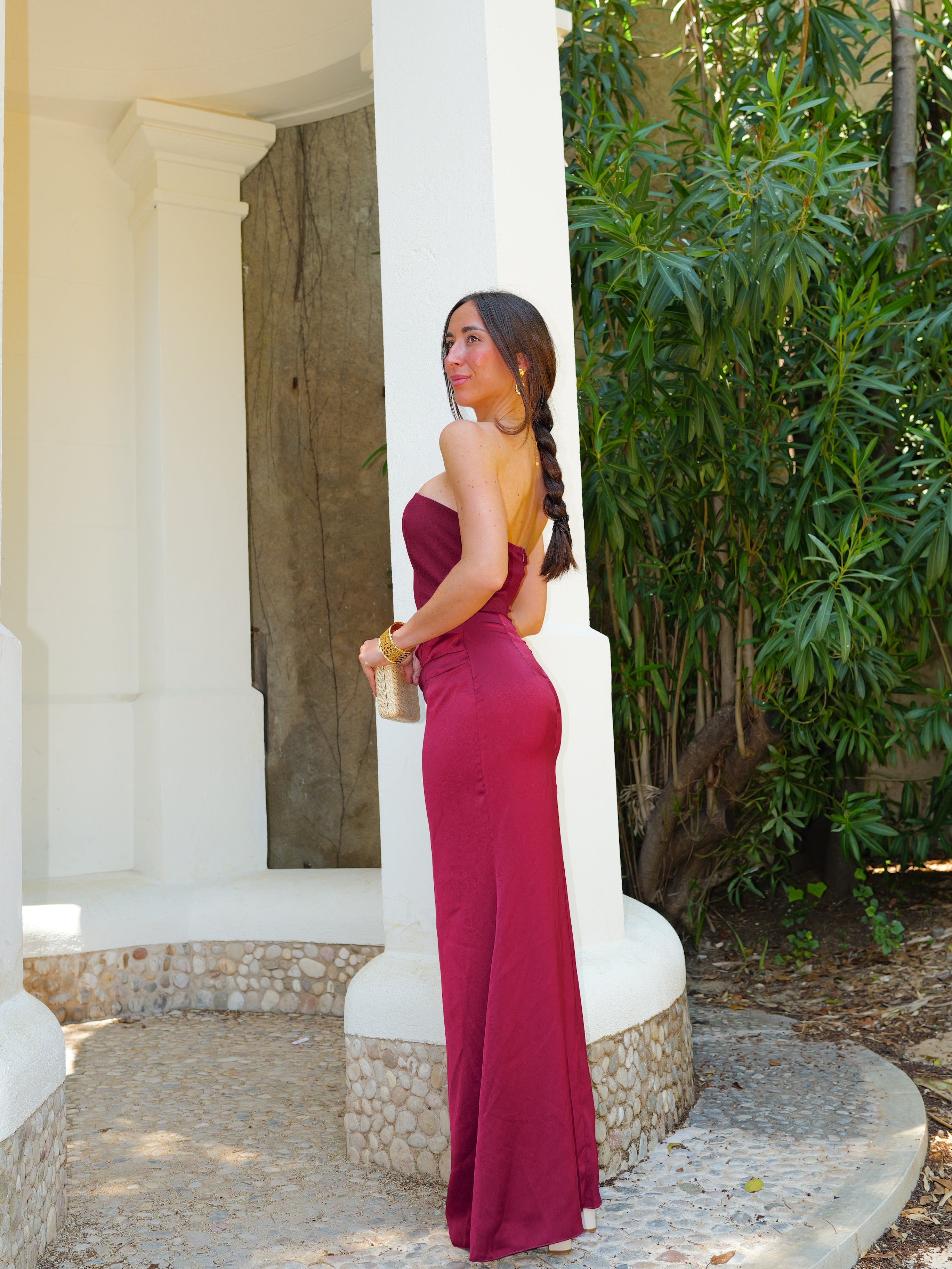 Robe bustier en satin bordeaux