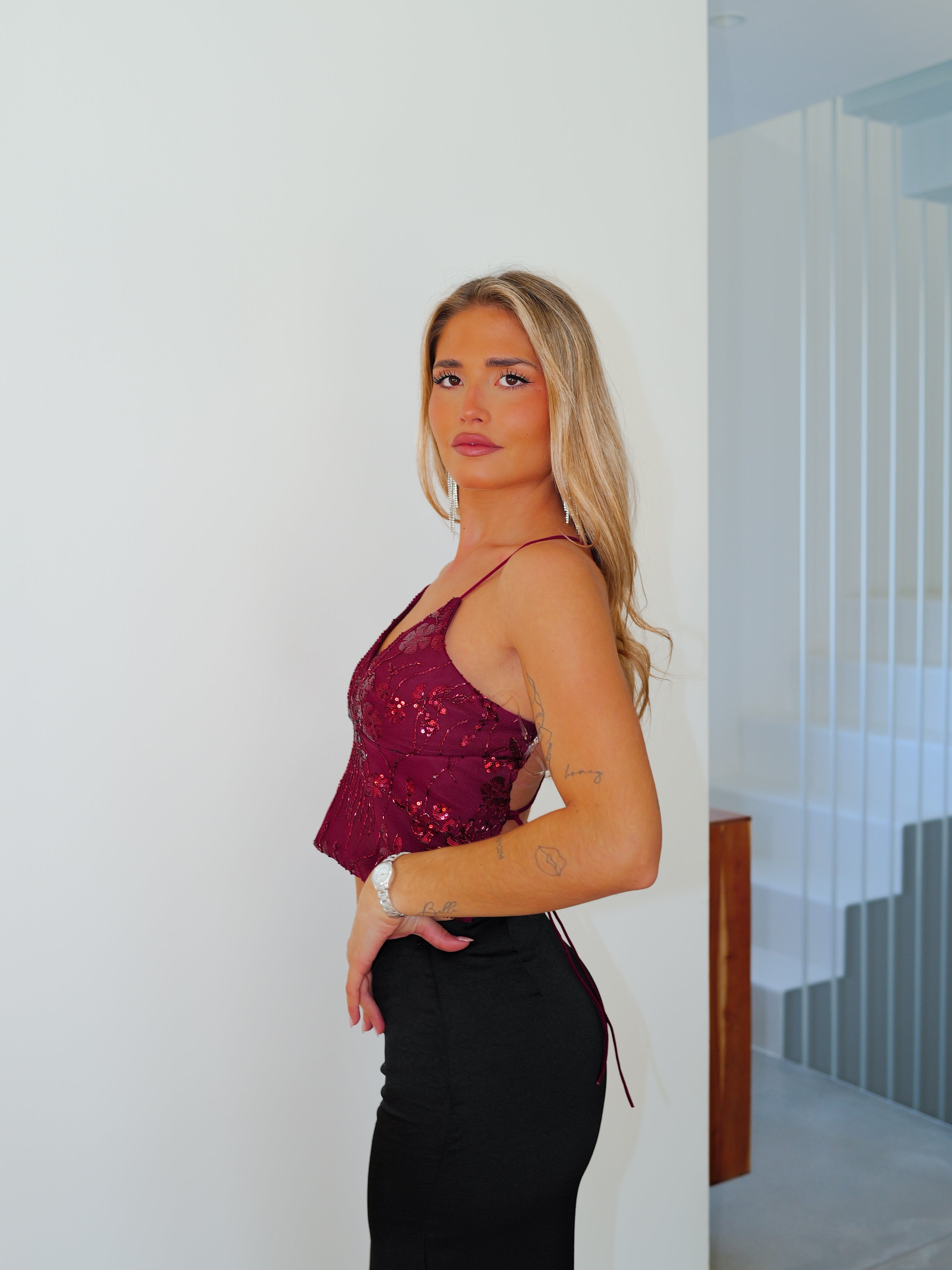 Top tulle entrelacé bordeaux