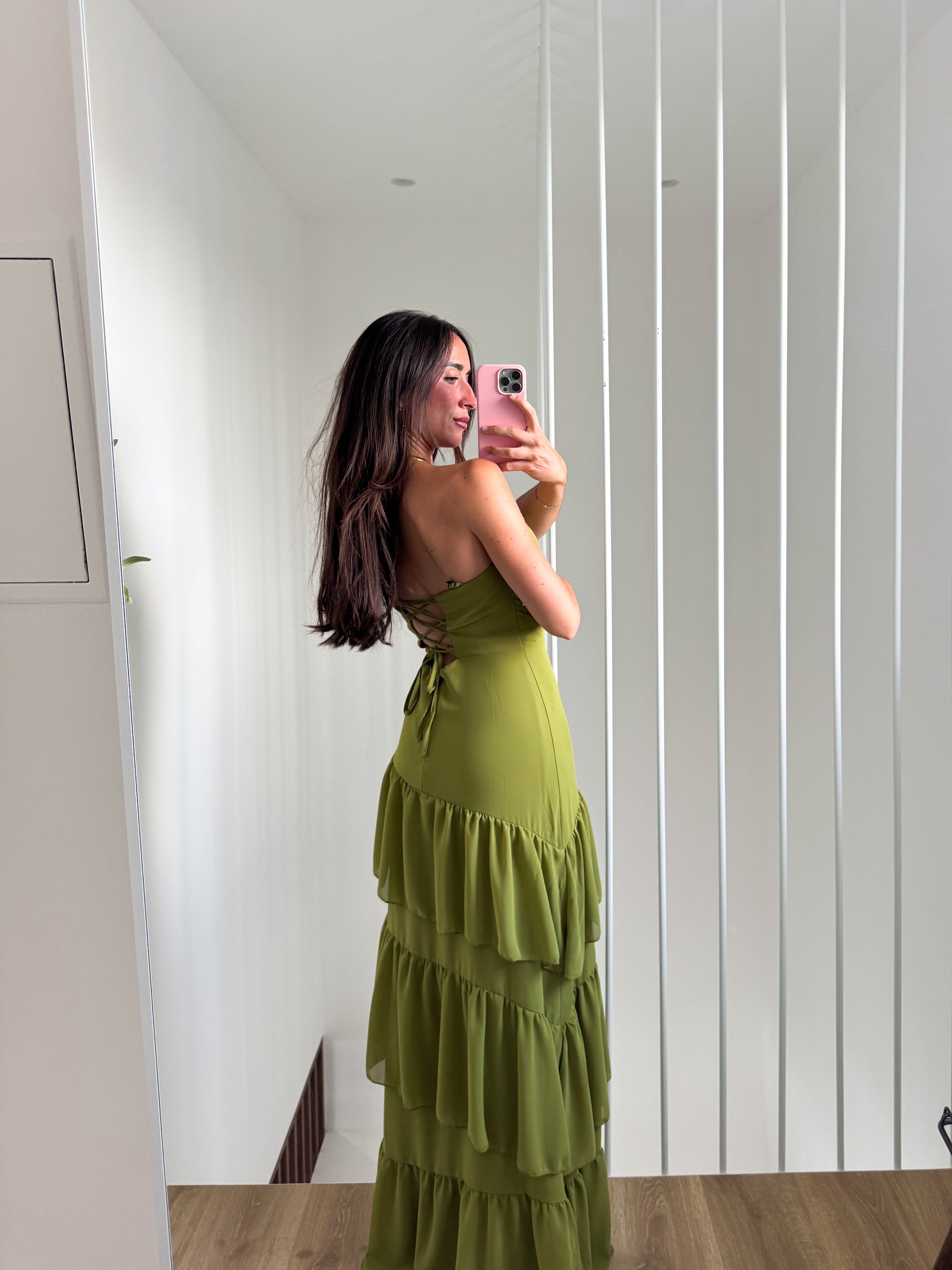 Robe à volants olive