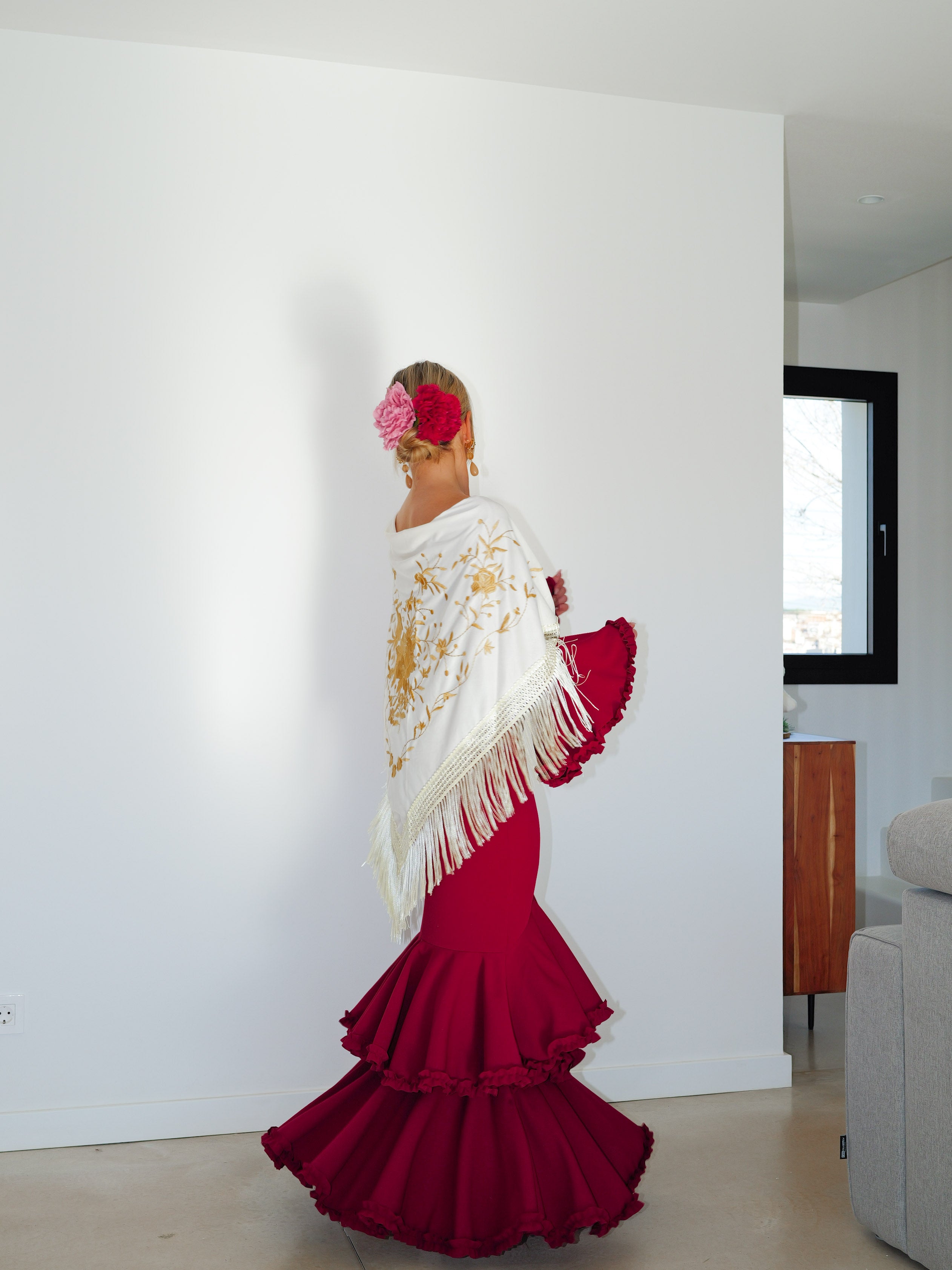 Robe flamenca asymétrique bordeaux